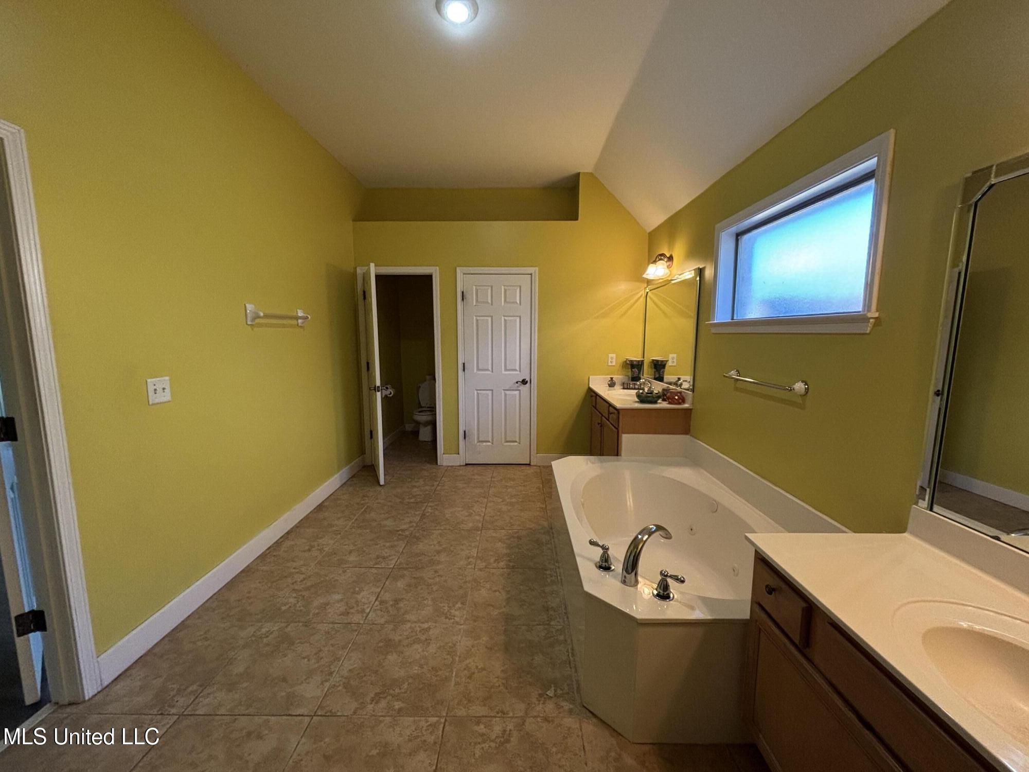 3166 Central Parkway Parkway, Southaven, Mississippi image 11