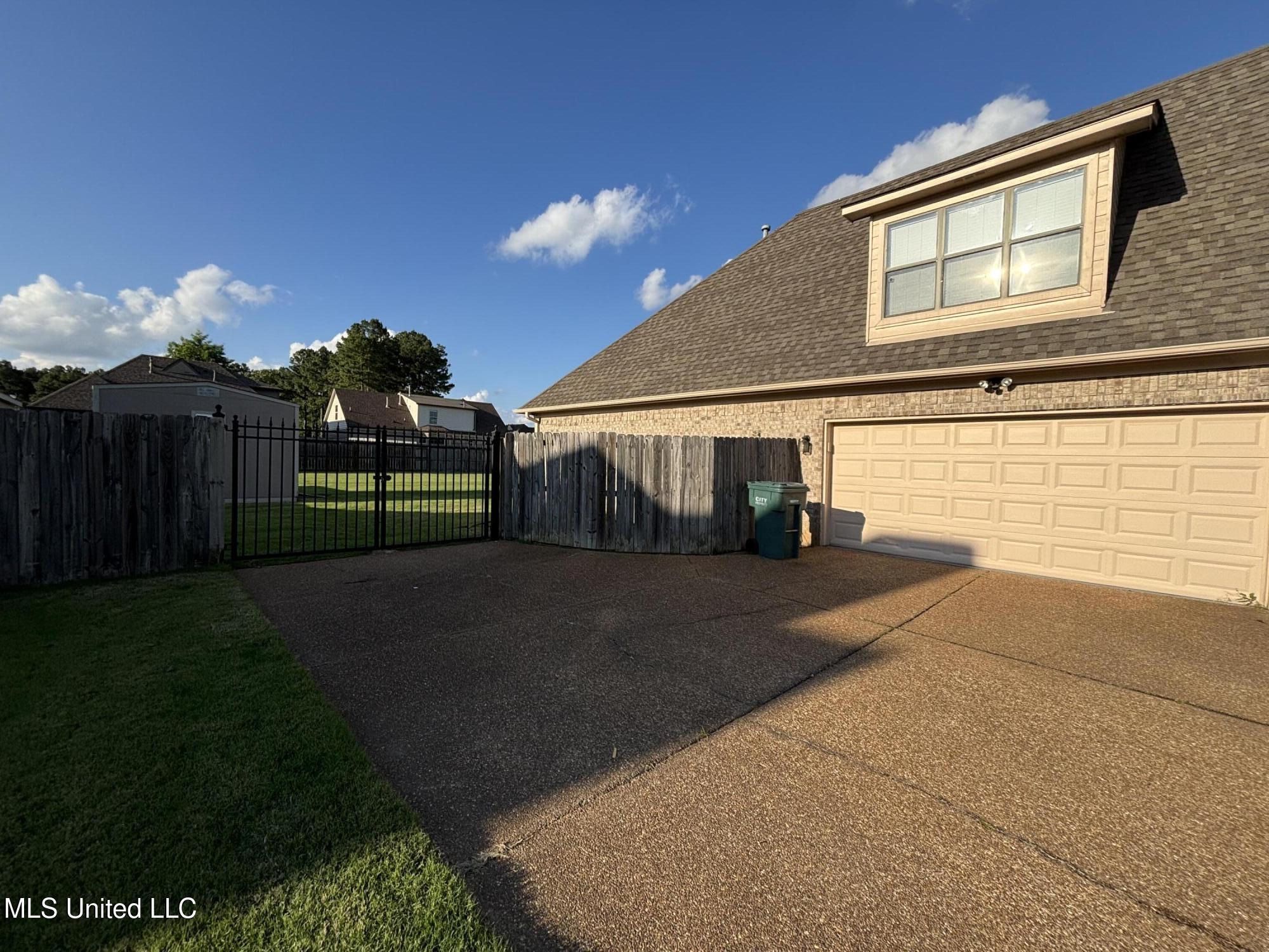 3166 Central Parkway Parkway, Southaven, Mississippi image 2