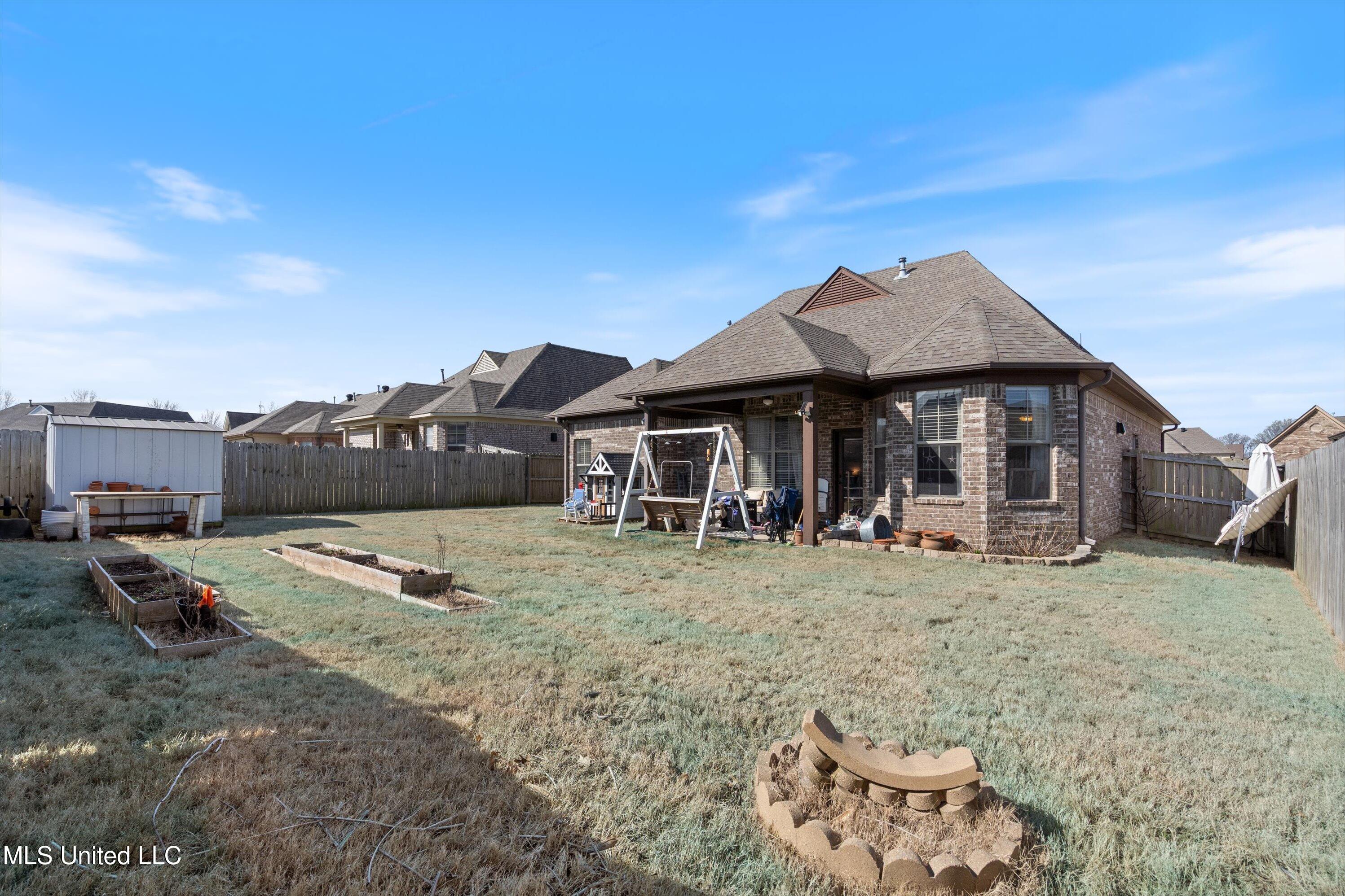 5742 W Broadway Drive, Southaven, Mississippi image 24