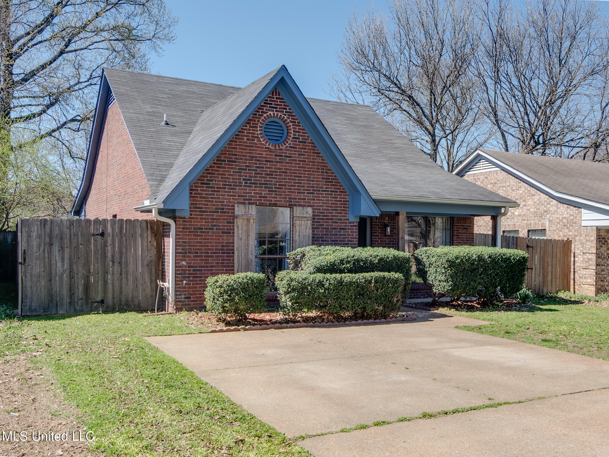 6843 Maury Drive, Olive Branch, Mississippi image 2