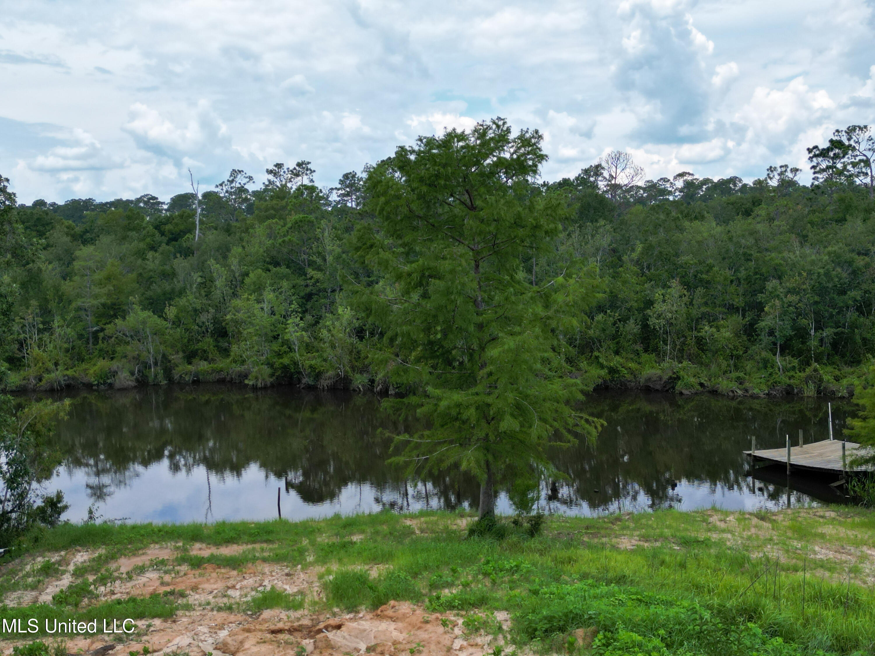 10456 Haleiwa Place, Diamondhead, Mississippi image 9