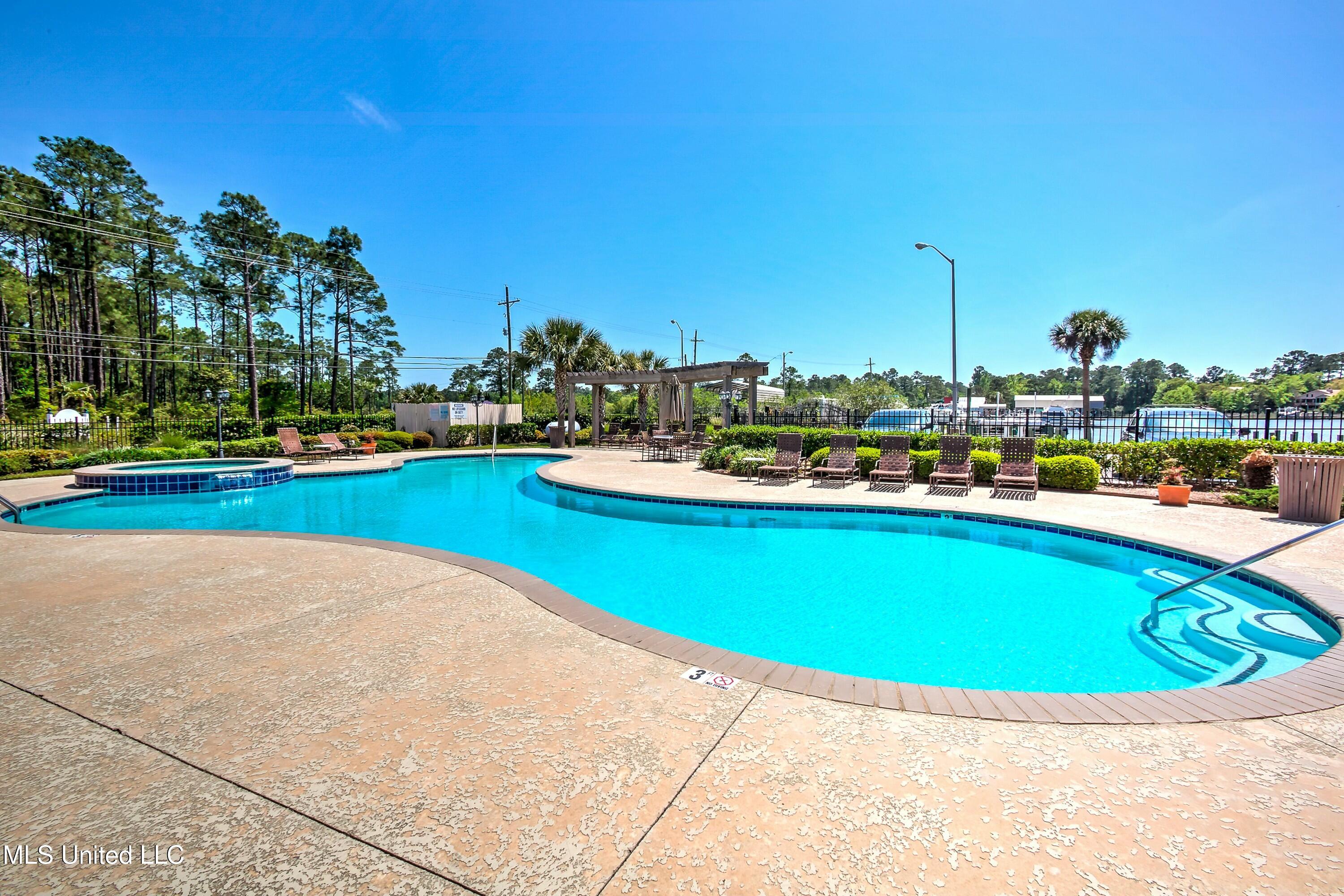 2421 Beachview Drive #G12, Ocean Springs, Mississippi image 34