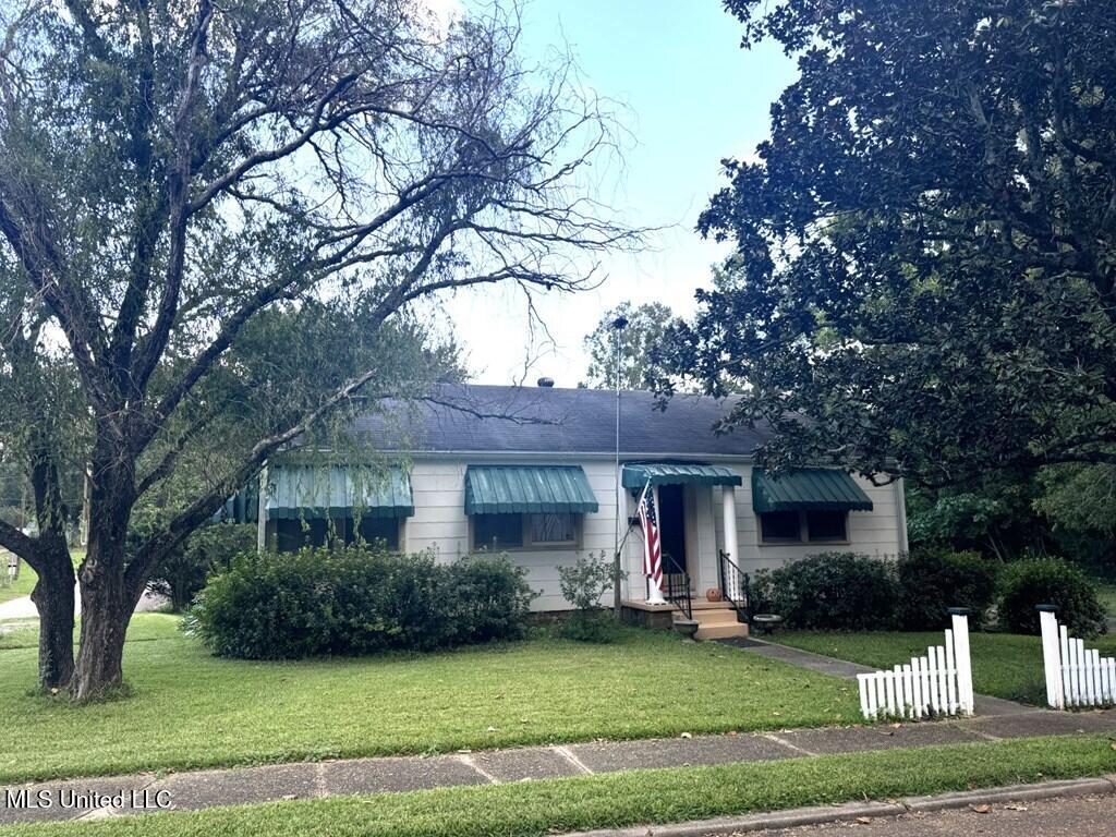 309 Armstrong Street, Natchez, Mississippi image 7