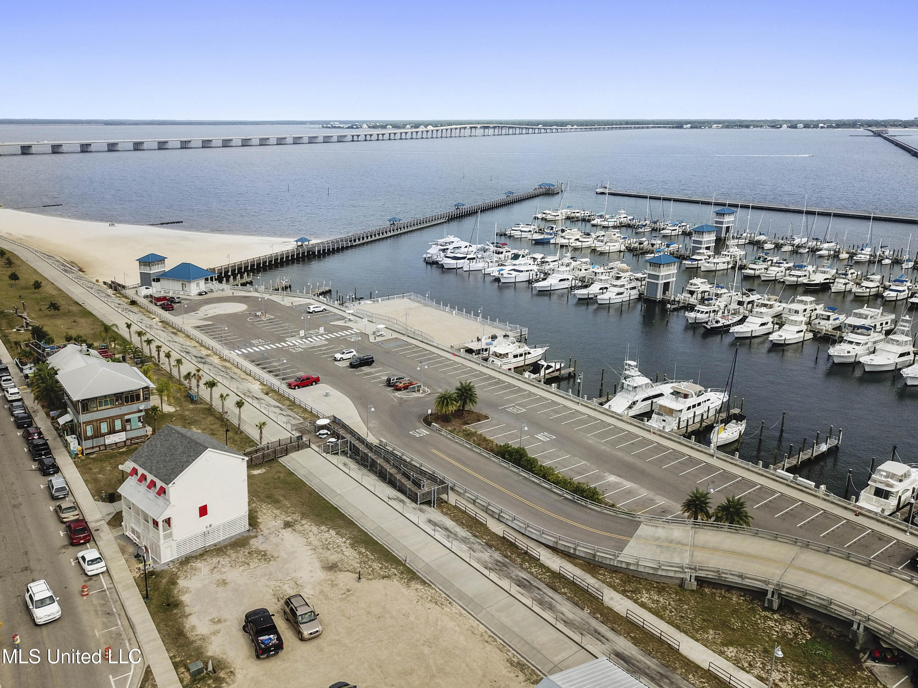 212 Union Street, Bay Saint Louis, Mississippi image 35