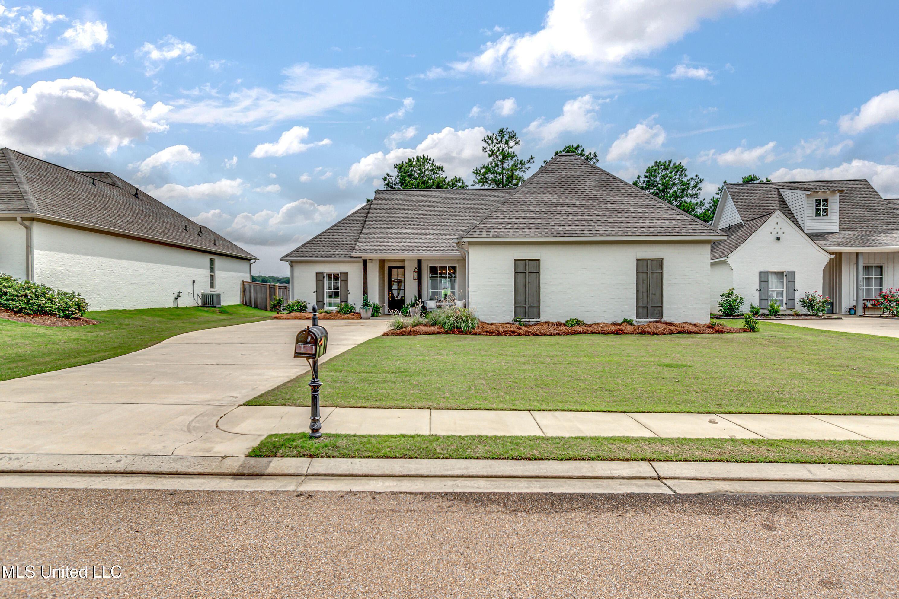 157 Shore View Drive, Madison, Mississippi image 4