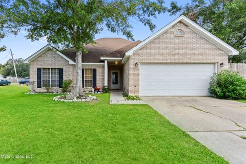 Single Family Residence in Biloxi MS 11053 Pin Oak Drive.jpg