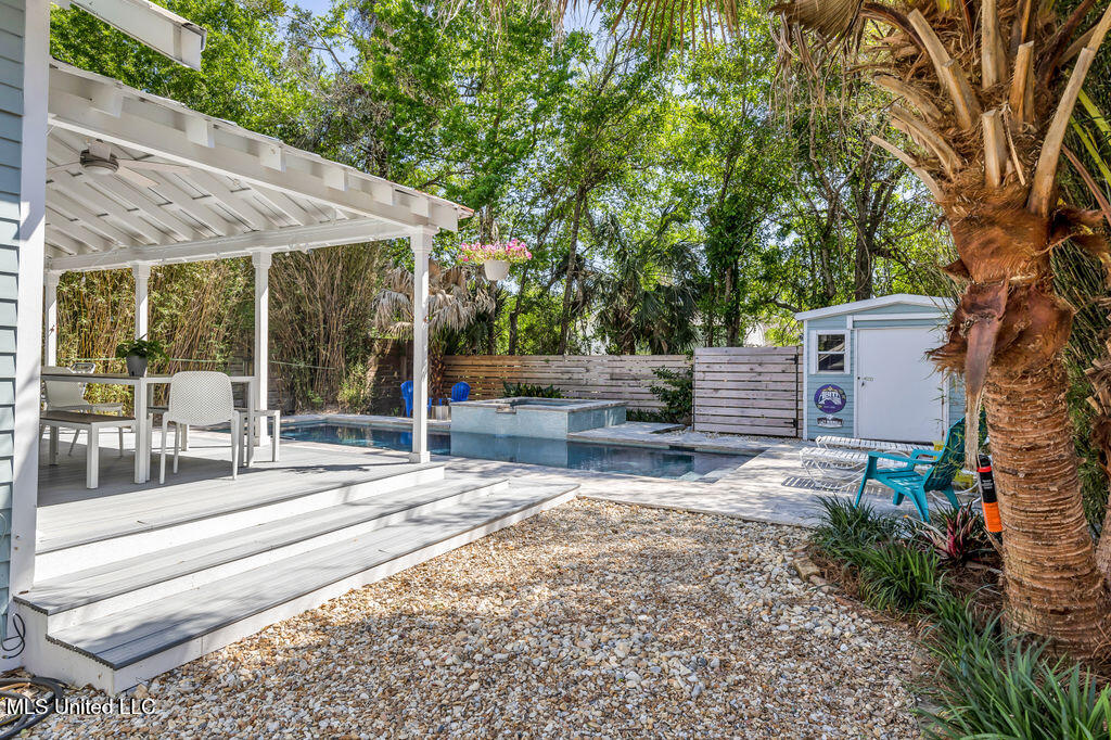 234 Washington Street, Bay Saint Louis, Mississippi image 35