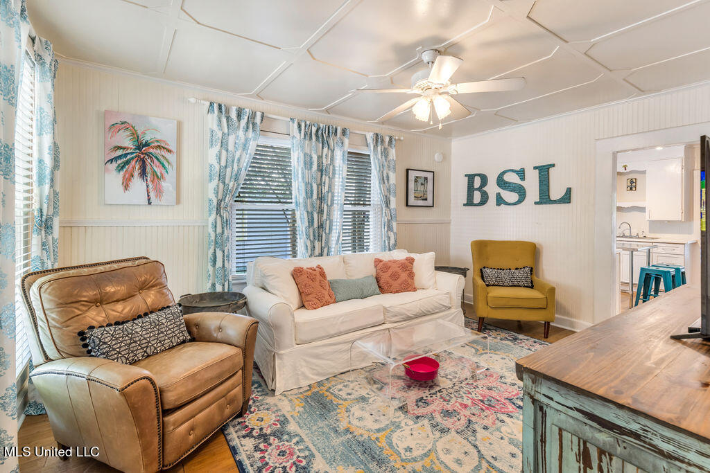 234 Washington Street, Bay Saint Louis, Mississippi image 7