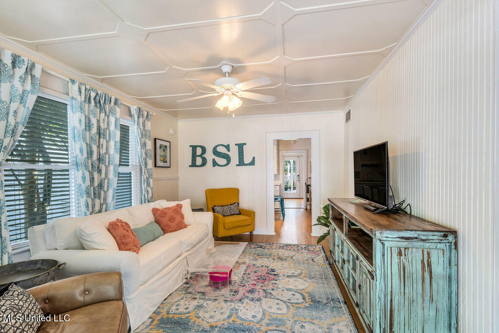 234 Washington Street, Bay Saint Louis, Mississippi image 9