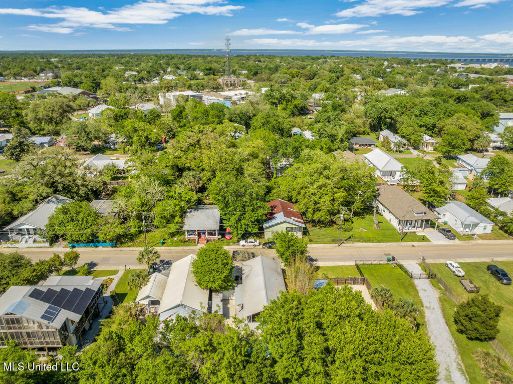 234 Washington Street, Bay Saint Louis, Mississippi image 42