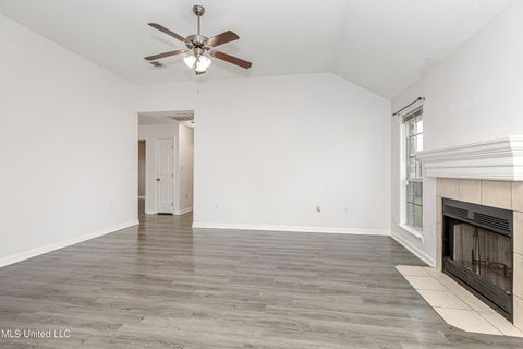 Single Family Residence in Ocean Springs MS 2413 Paula Circle 15.jpg