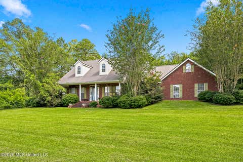 Homes For Sale - 1009 Kern Lane<br/> Copiah County, Crystal Springs, MS 39059
