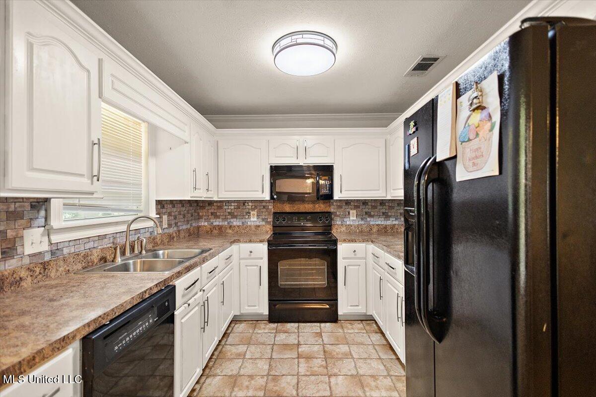 100 Torrence Cove, Byram, Mississippi image 9