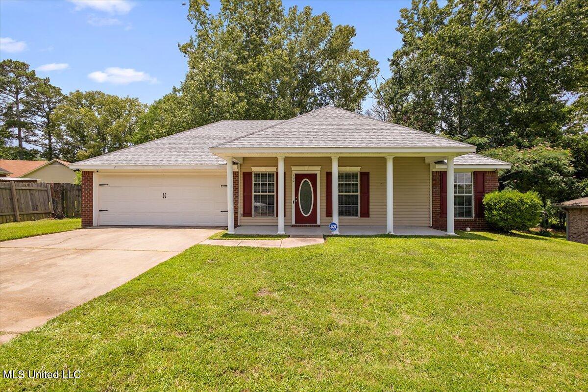 100 Torrence Cove, Byram, Mississippi image 1