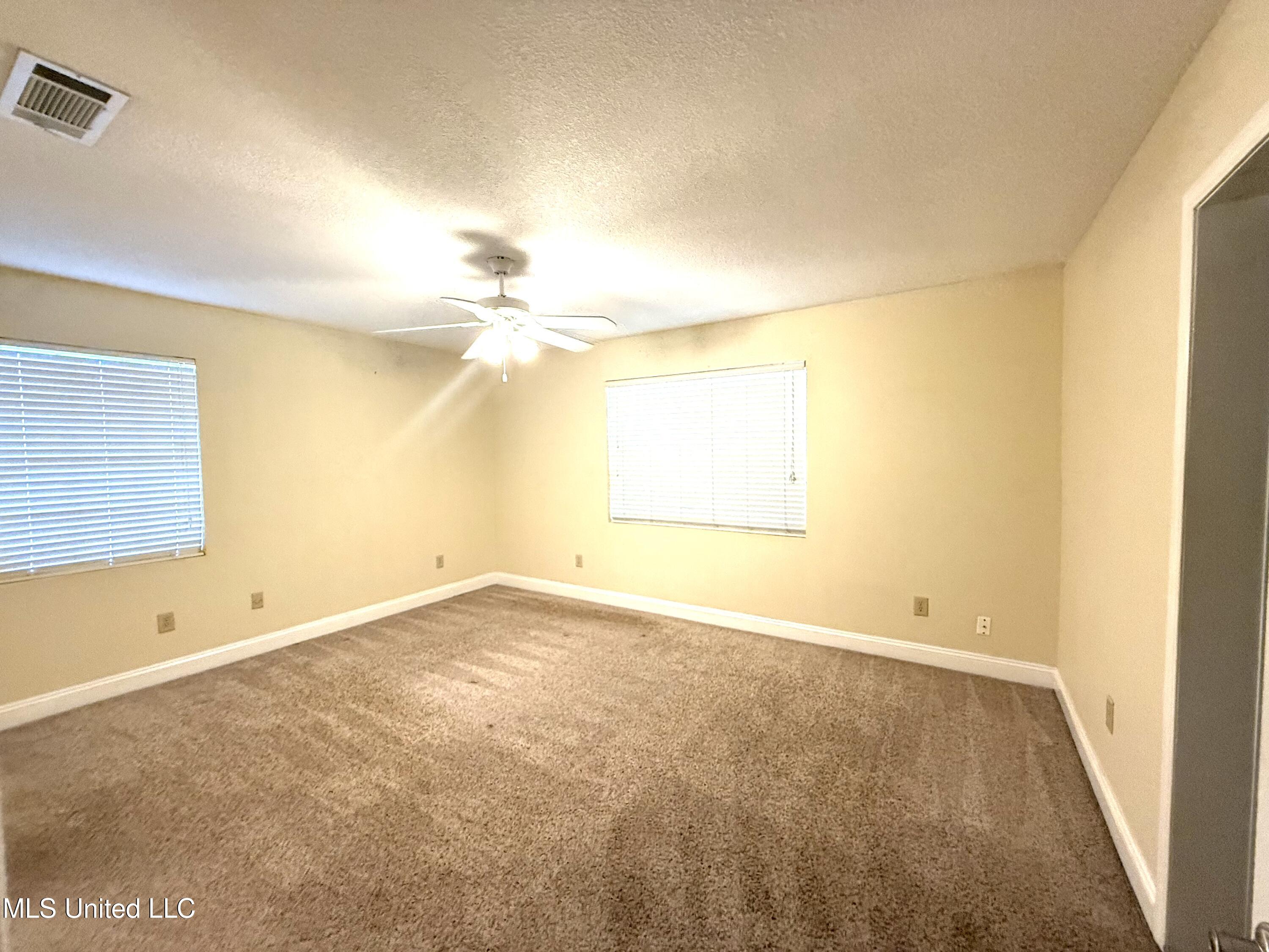 1606 Woodhaven Street, Pascagoula, Mississippi image 16