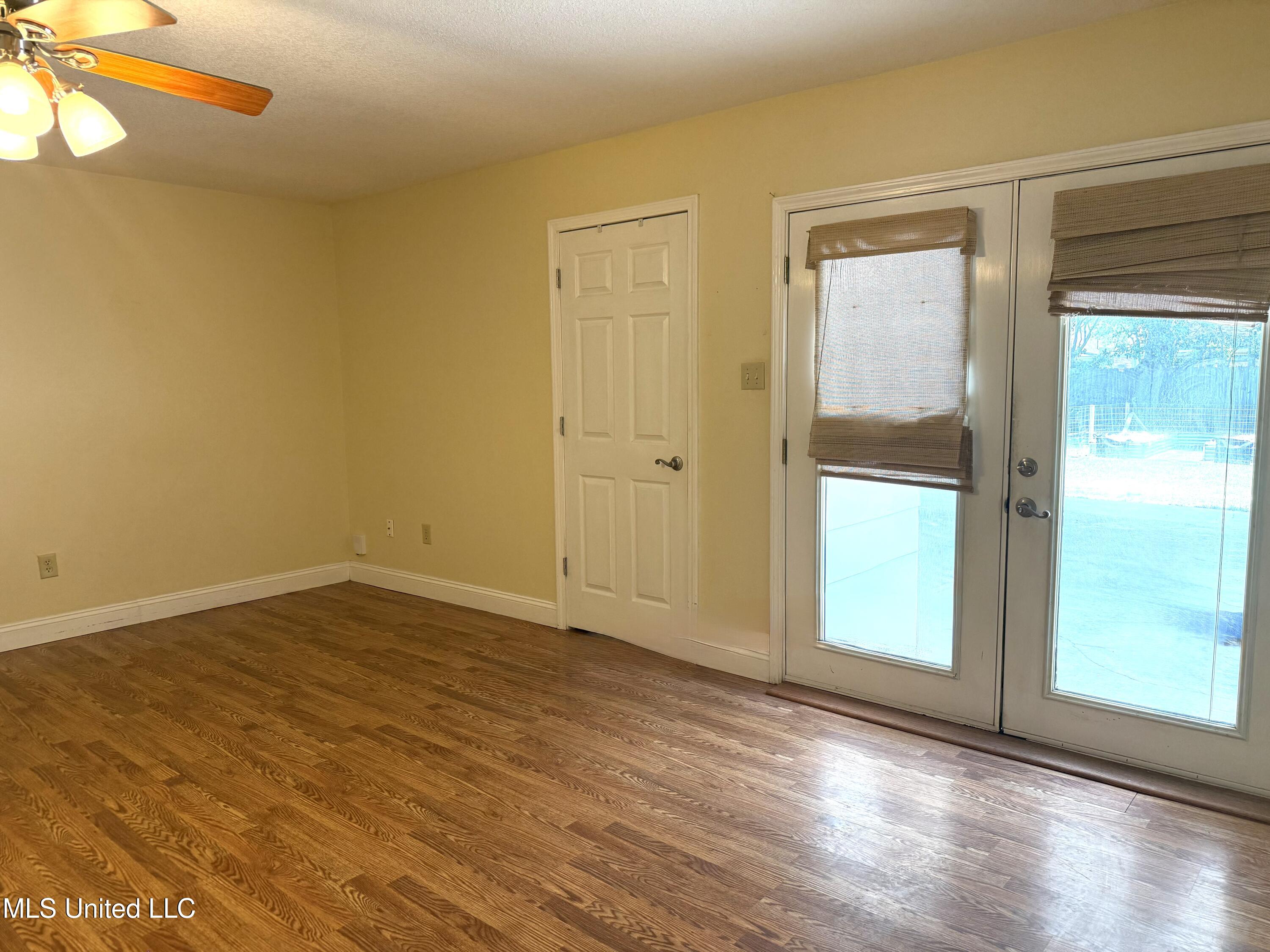 1606 Woodhaven Street, Pascagoula, Mississippi image 7