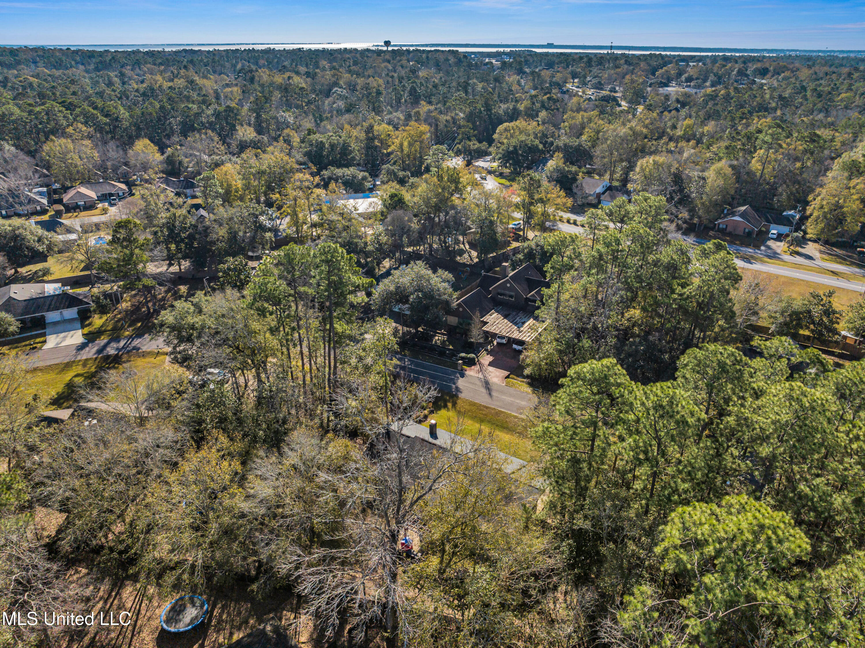 6323 Anela Drive, Diamondhead, Mississippi image 36