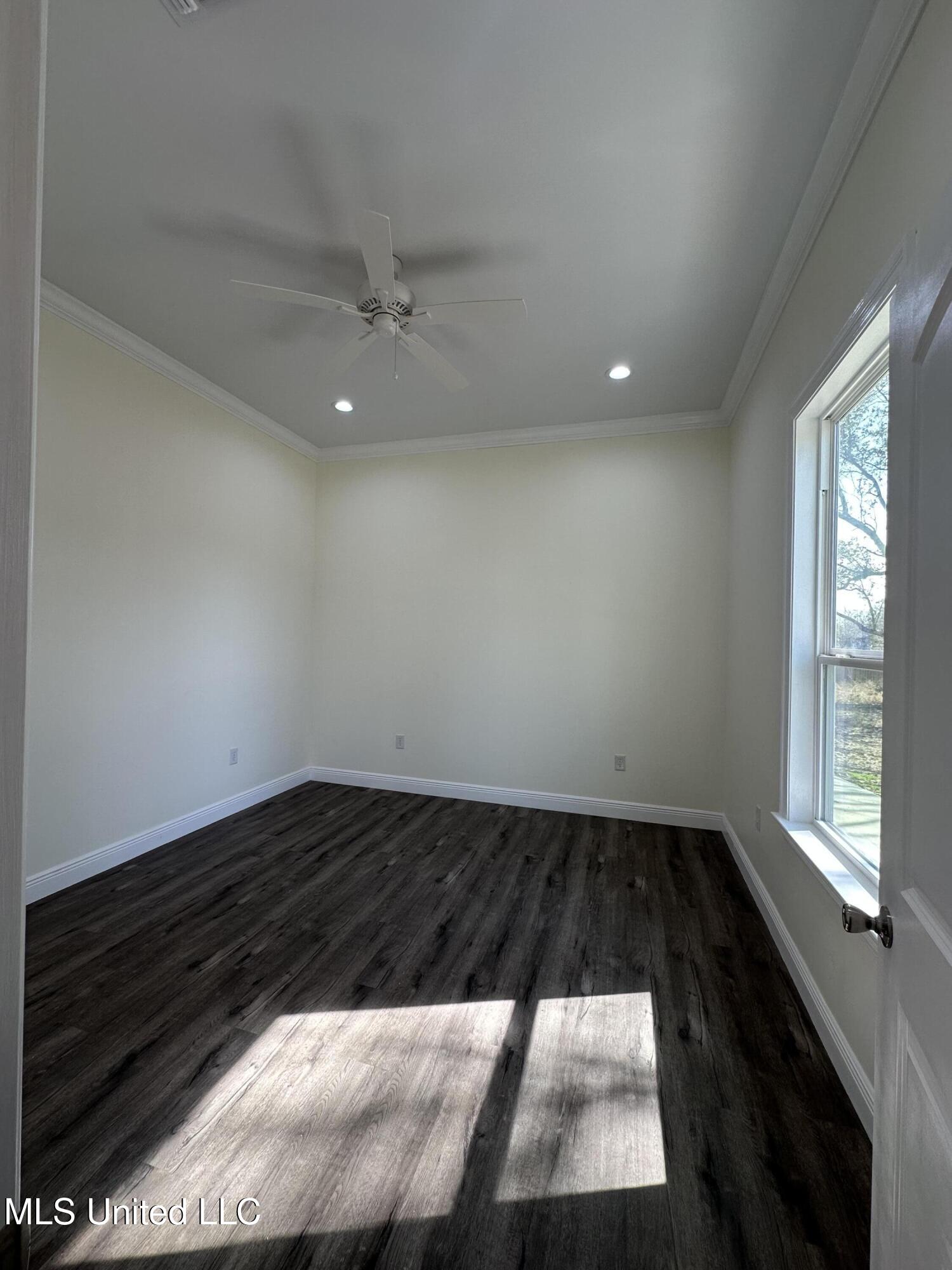 821 Central Avenue, Bay Saint Louis, Mississippi image 11