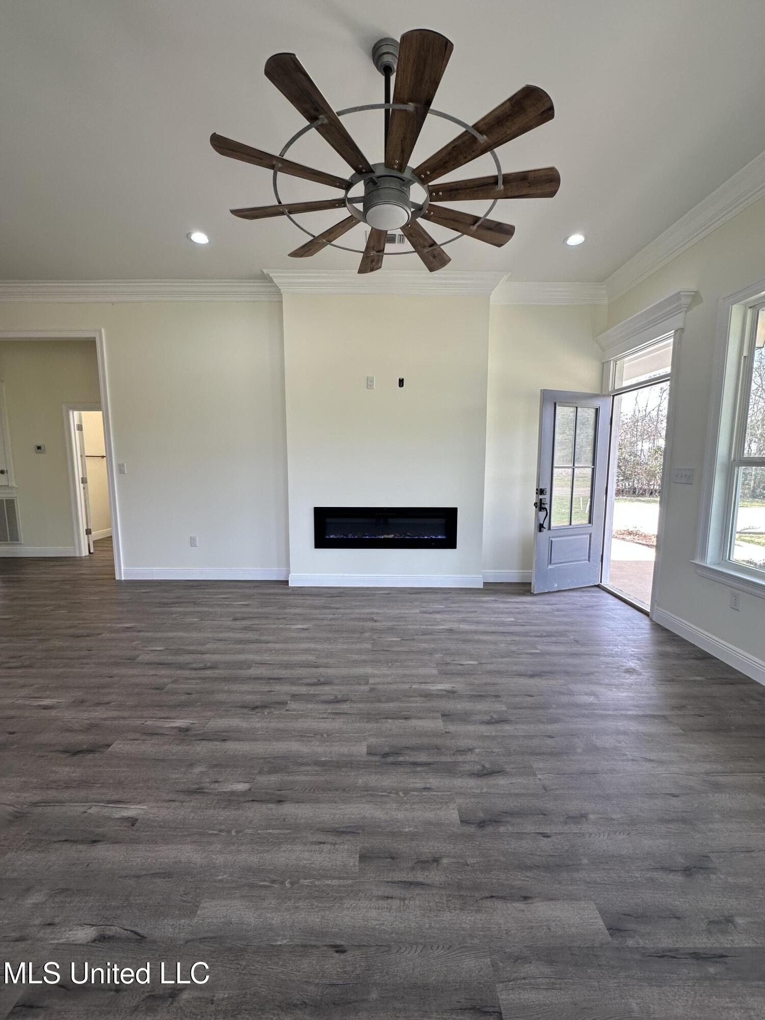 821 Central Avenue, Bay Saint Louis, Mississippi image 3