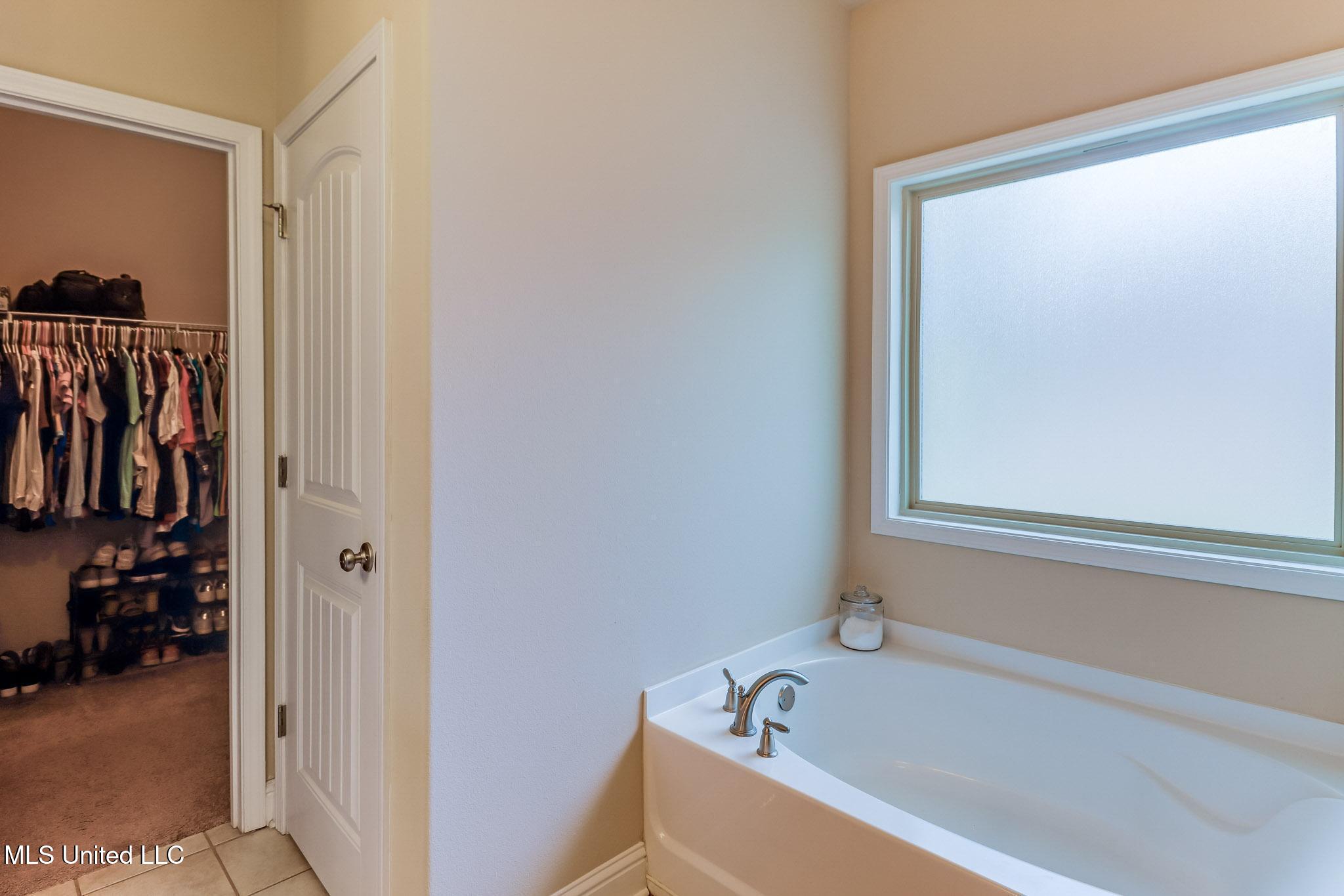 6026 Red Gate Drive, Long Beach, Mississippi image 23