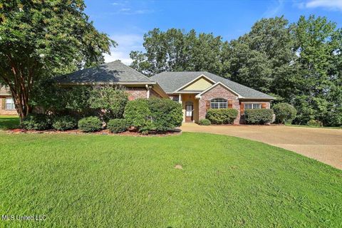 Homes For Sale - 143 Navajo Circle<br/> Hinds County, Clinton, MS 39056