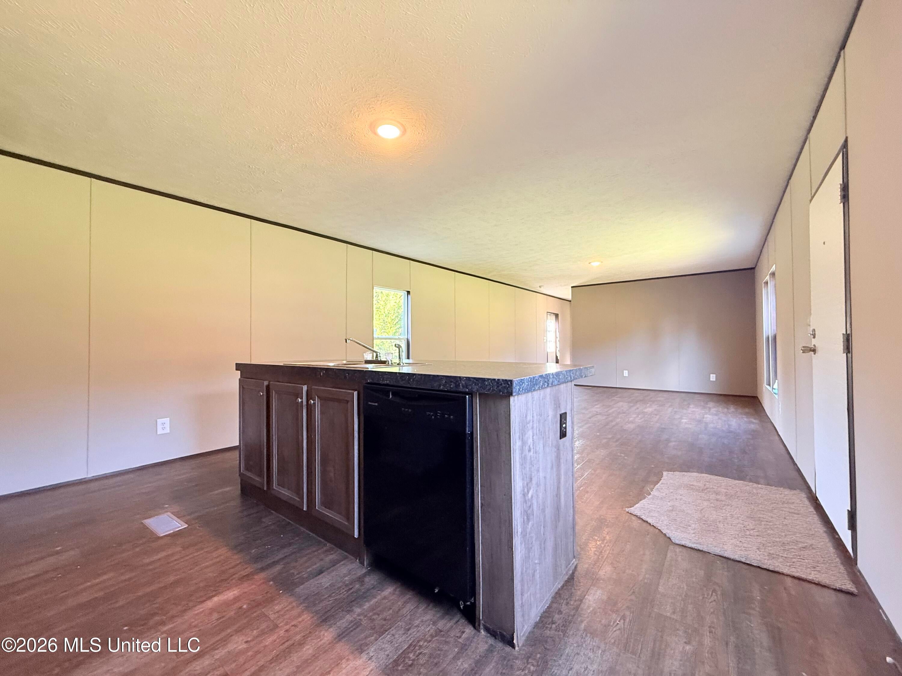 1062 Robinson Road