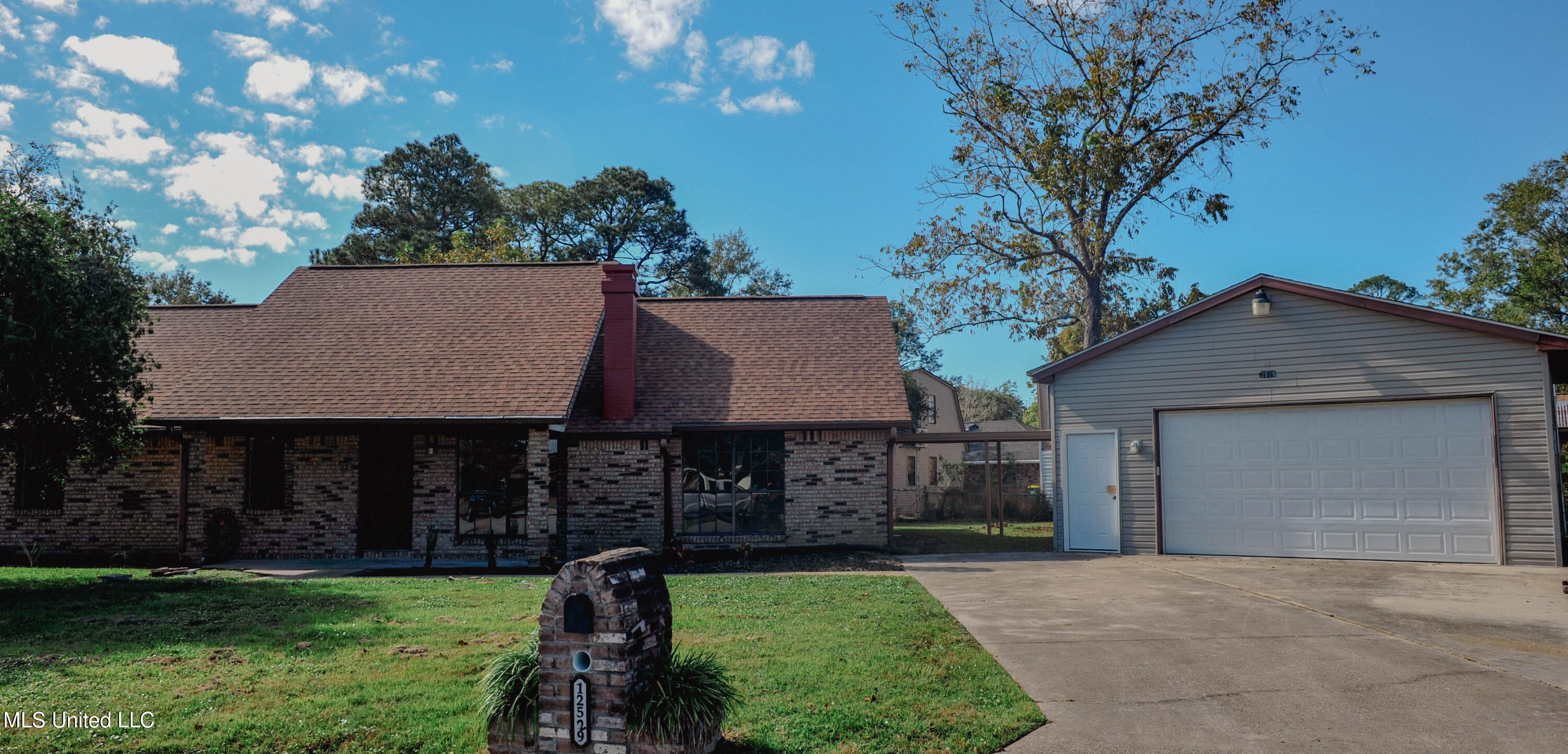 12529 Beacon Street, Ocean Springs, Mississippi image 1