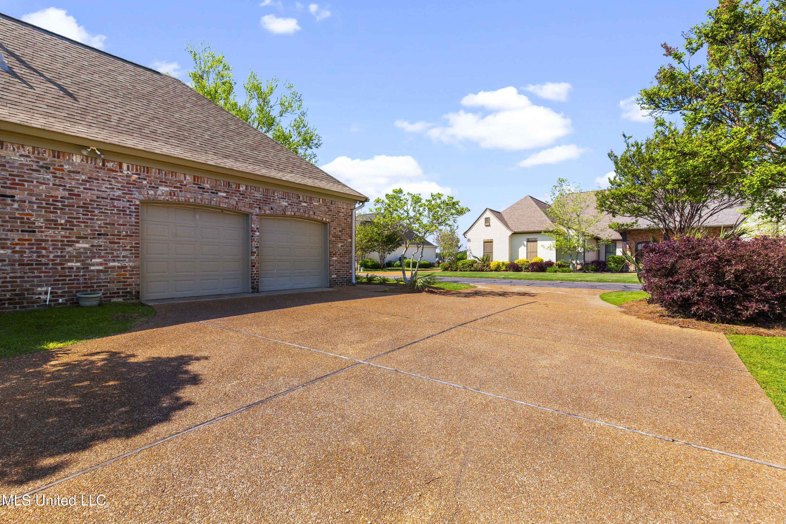 230 Belle Pointe Circle, Madison, Mississippi image 25