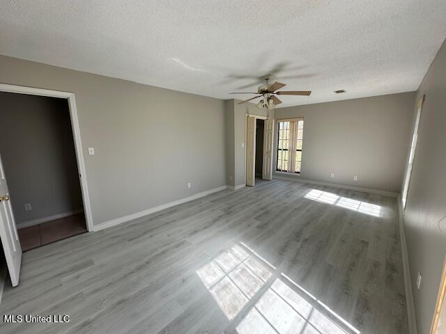 5601 Belle Vale Drive, Vancleave, Mississippi image 27
