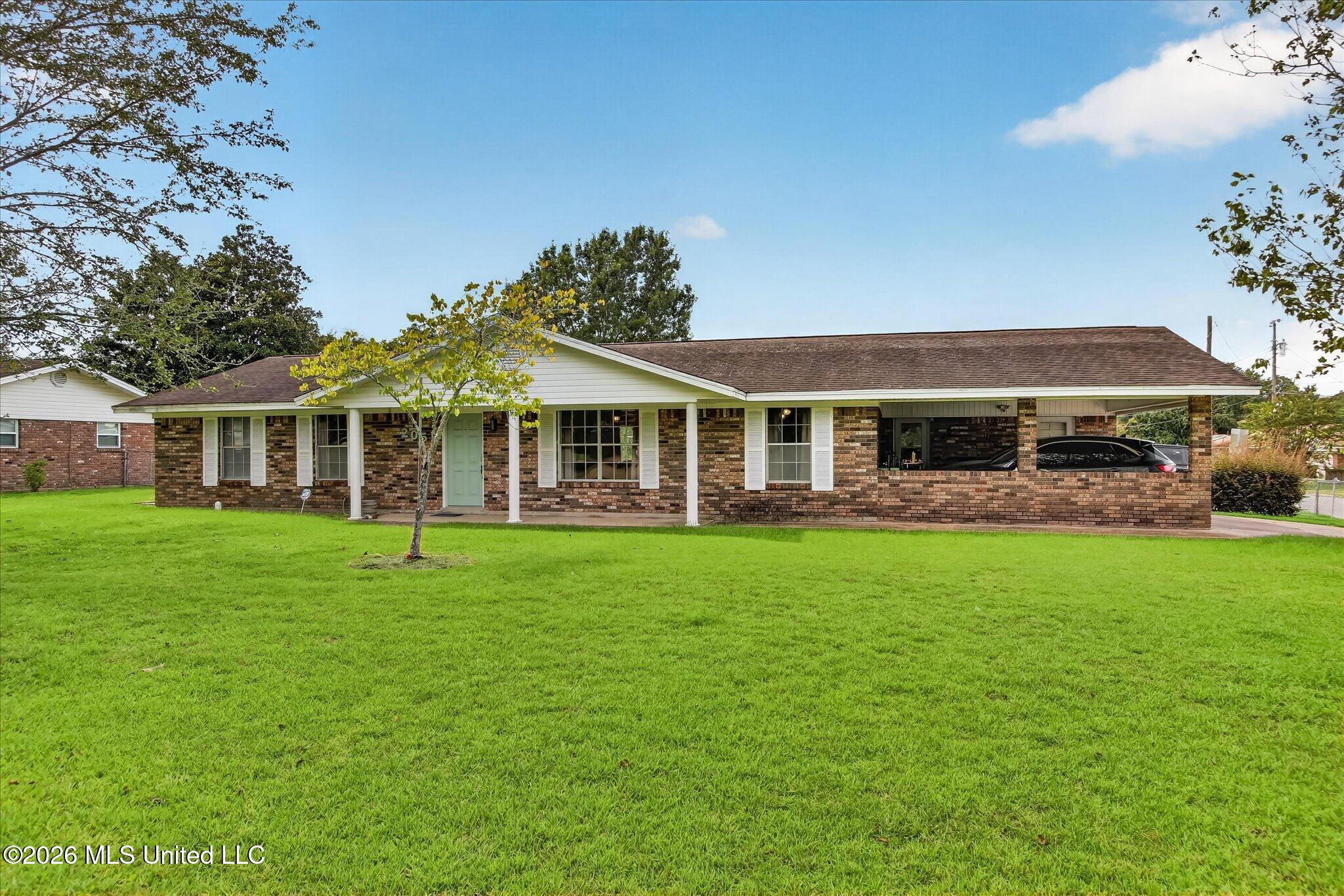 205 Saint Augustine Drive