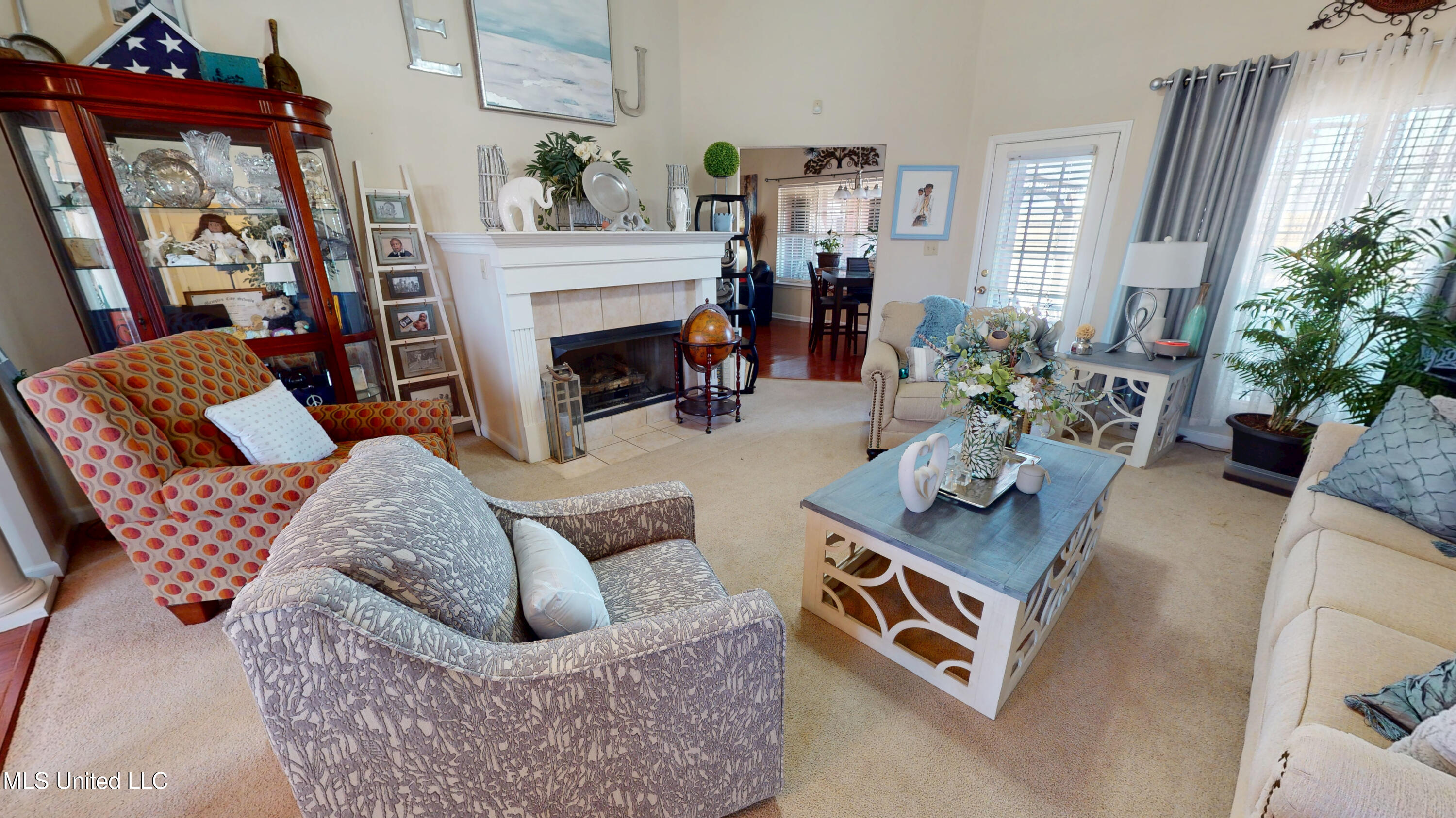 8942 Sweet Flag Loop, Southaven, Mississippi image 2