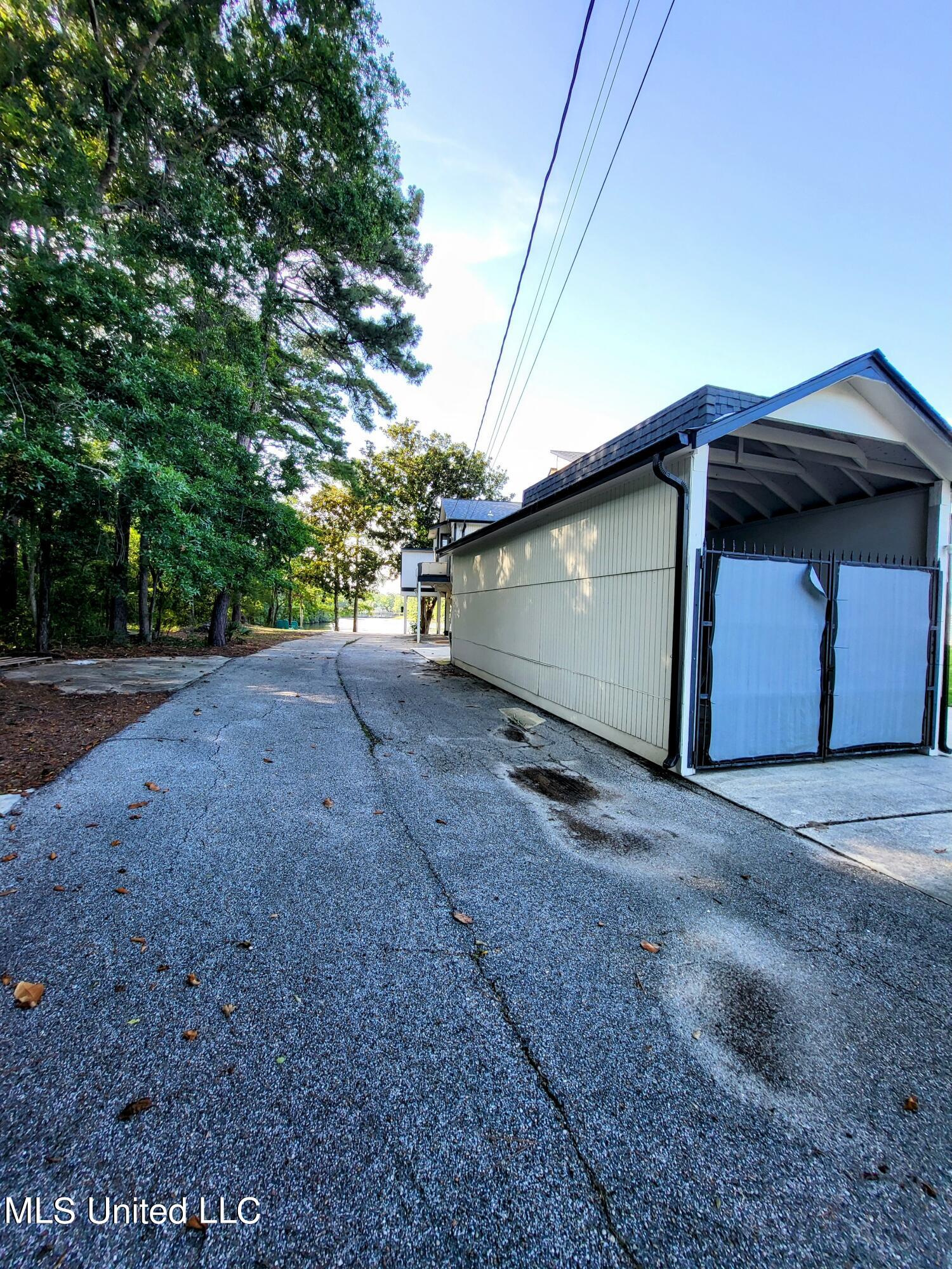 3534 Brandon James Drive, Biloxi, Mississippi image 33