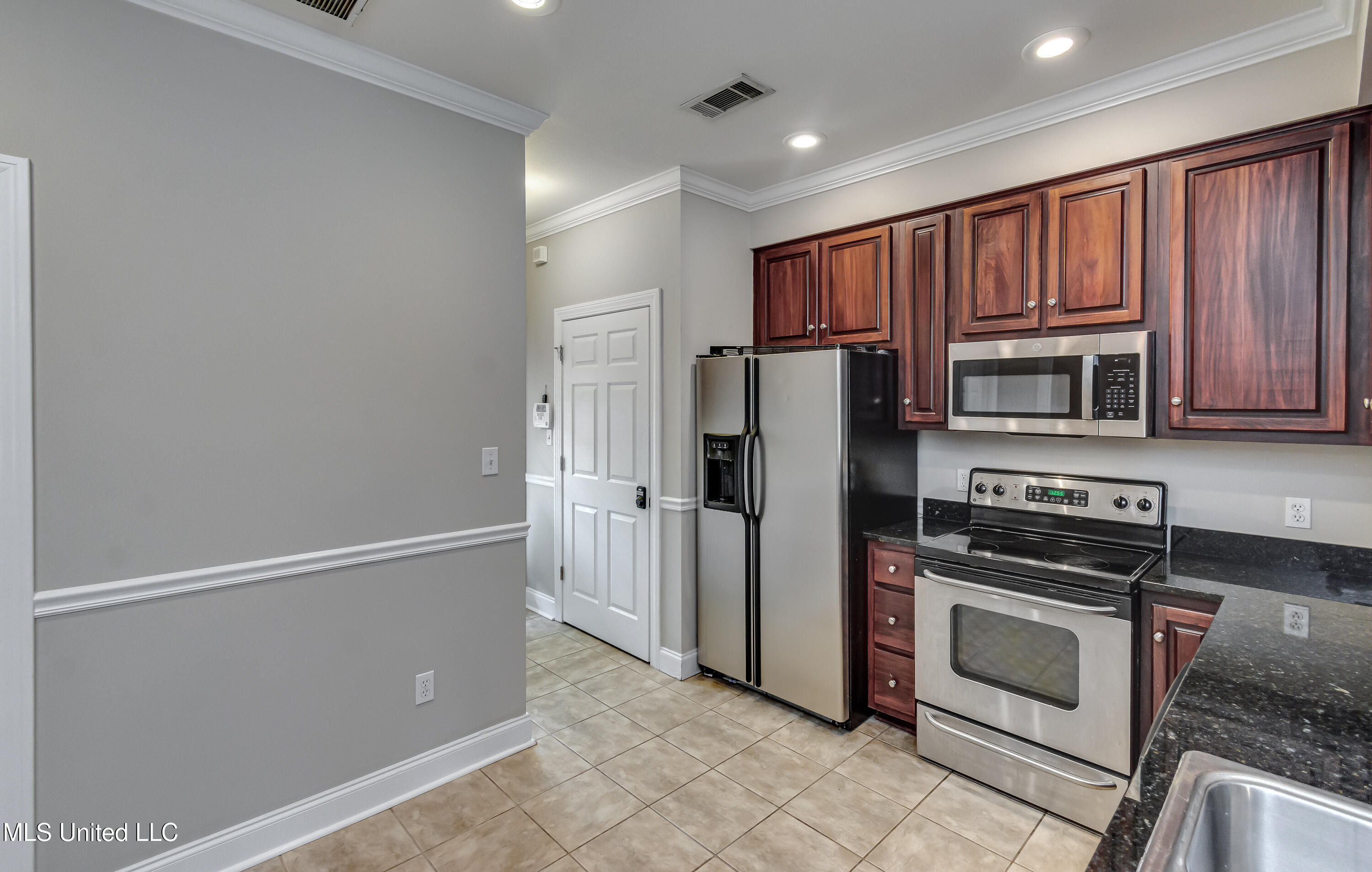 Oxford, Mississippi 38655, United States, 3 Bedrooms Bedrooms, ,4 BathroomsBathrooms,Residential,Active,175350