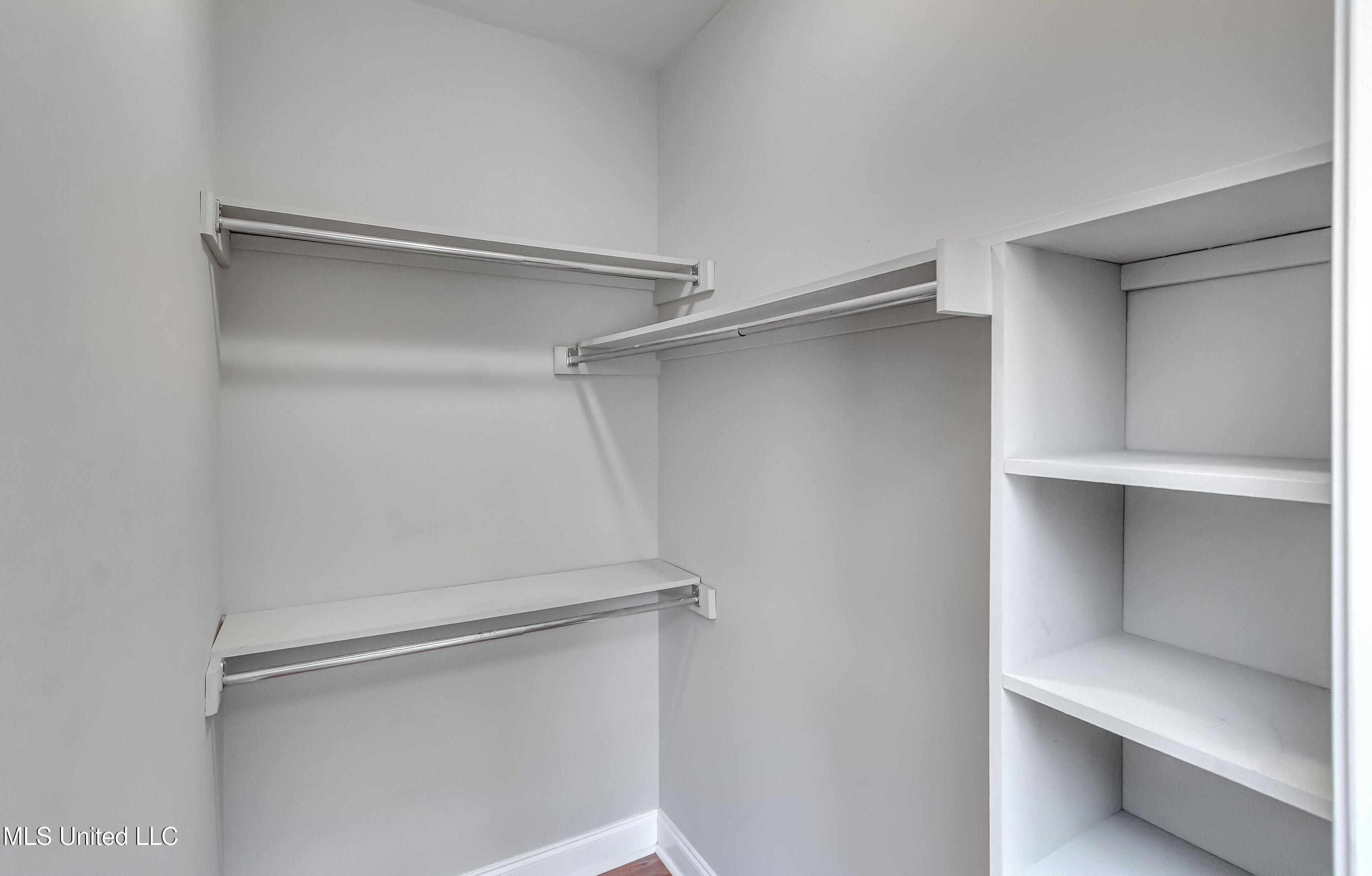 Oxford, Mississippi 38655, United States, 3 Bedrooms Bedrooms, ,4 BathroomsBathrooms,Residential,Active,175350