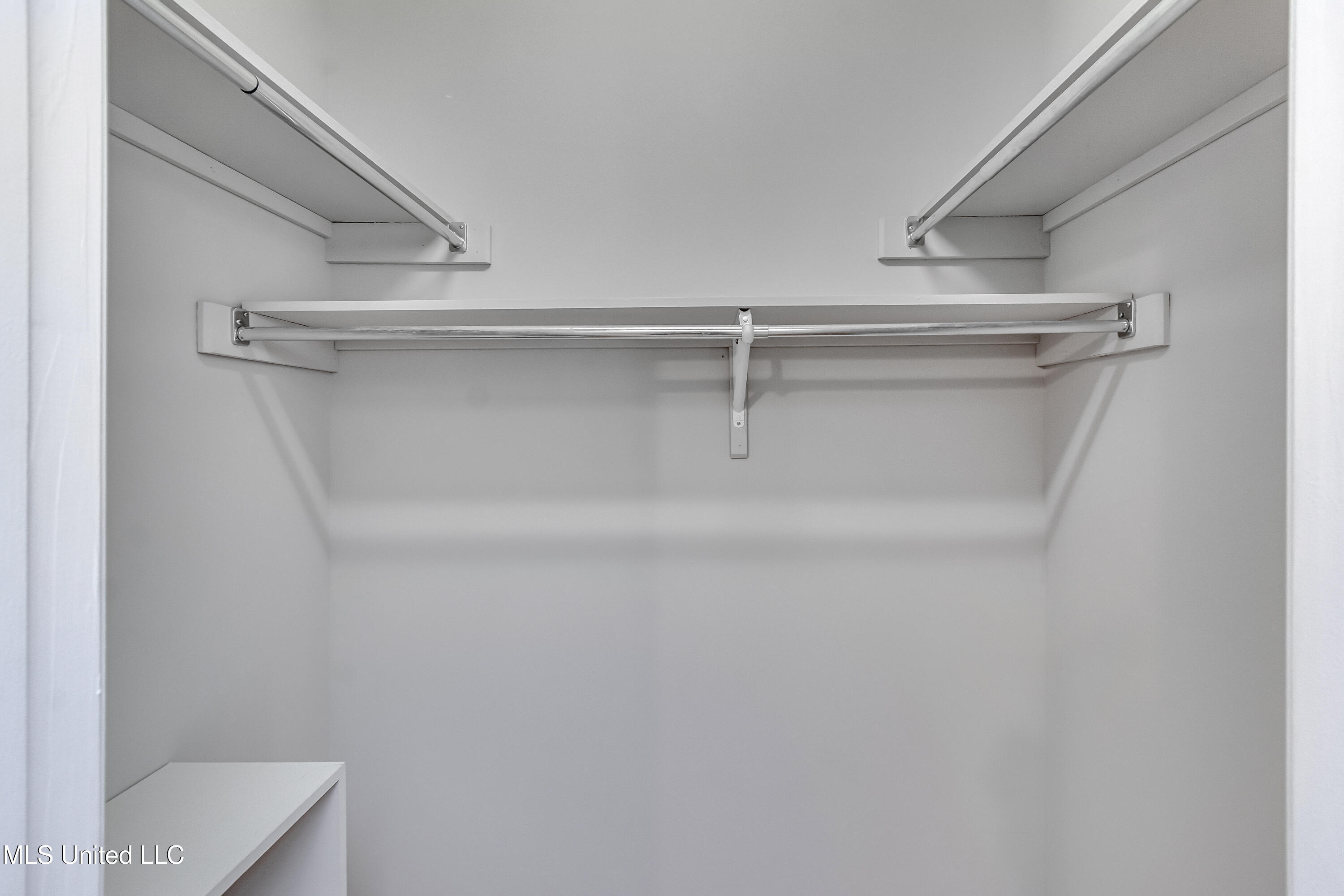 Oxford, Mississippi 38655, United States, 3 Bedrooms Bedrooms, ,4 BathroomsBathrooms,Residential,Active,175350