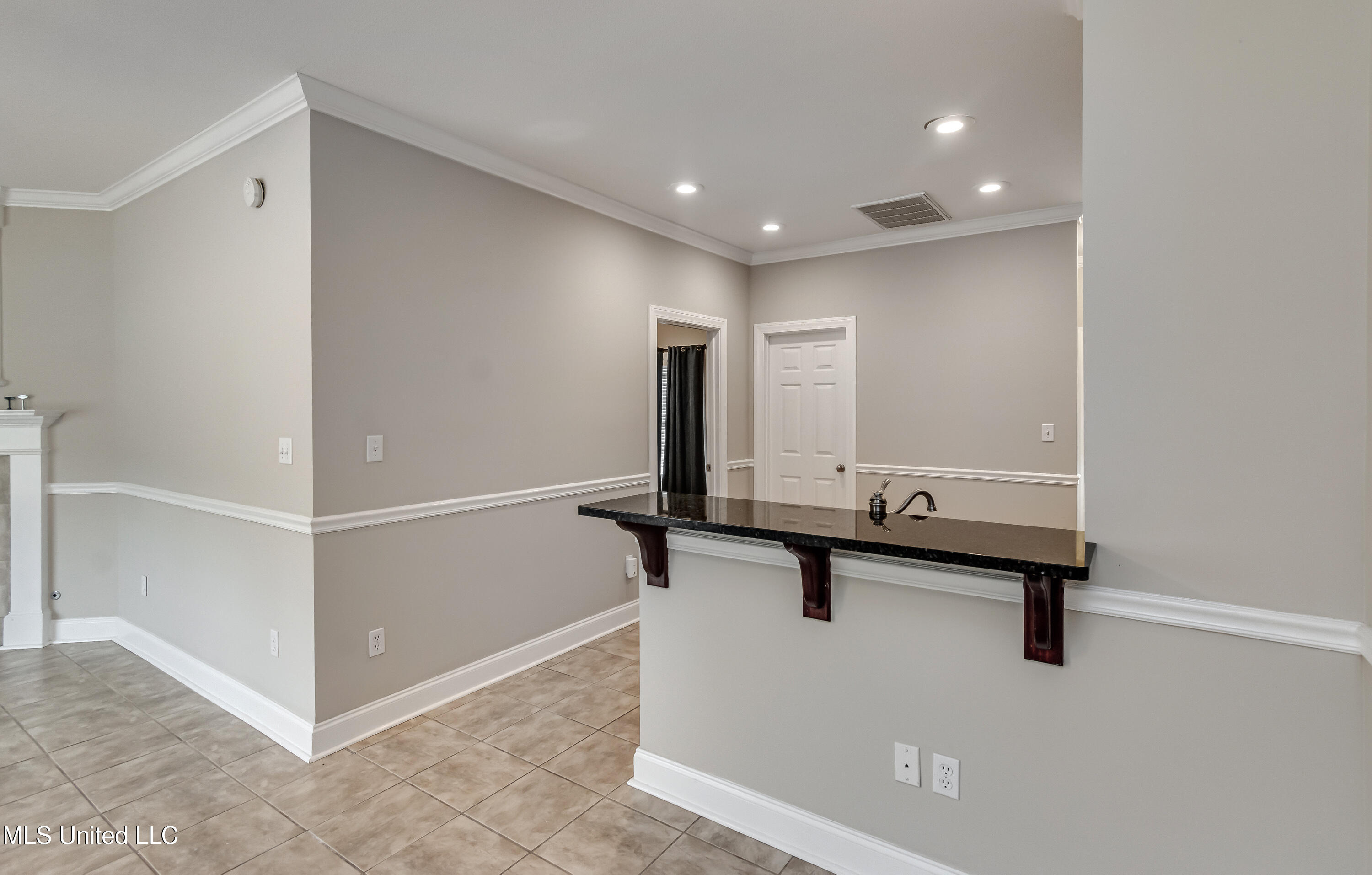 Oxford, Mississippi 38655, United States, 3 Bedrooms Bedrooms, ,4 BathroomsBathrooms,Residential,Active,175350