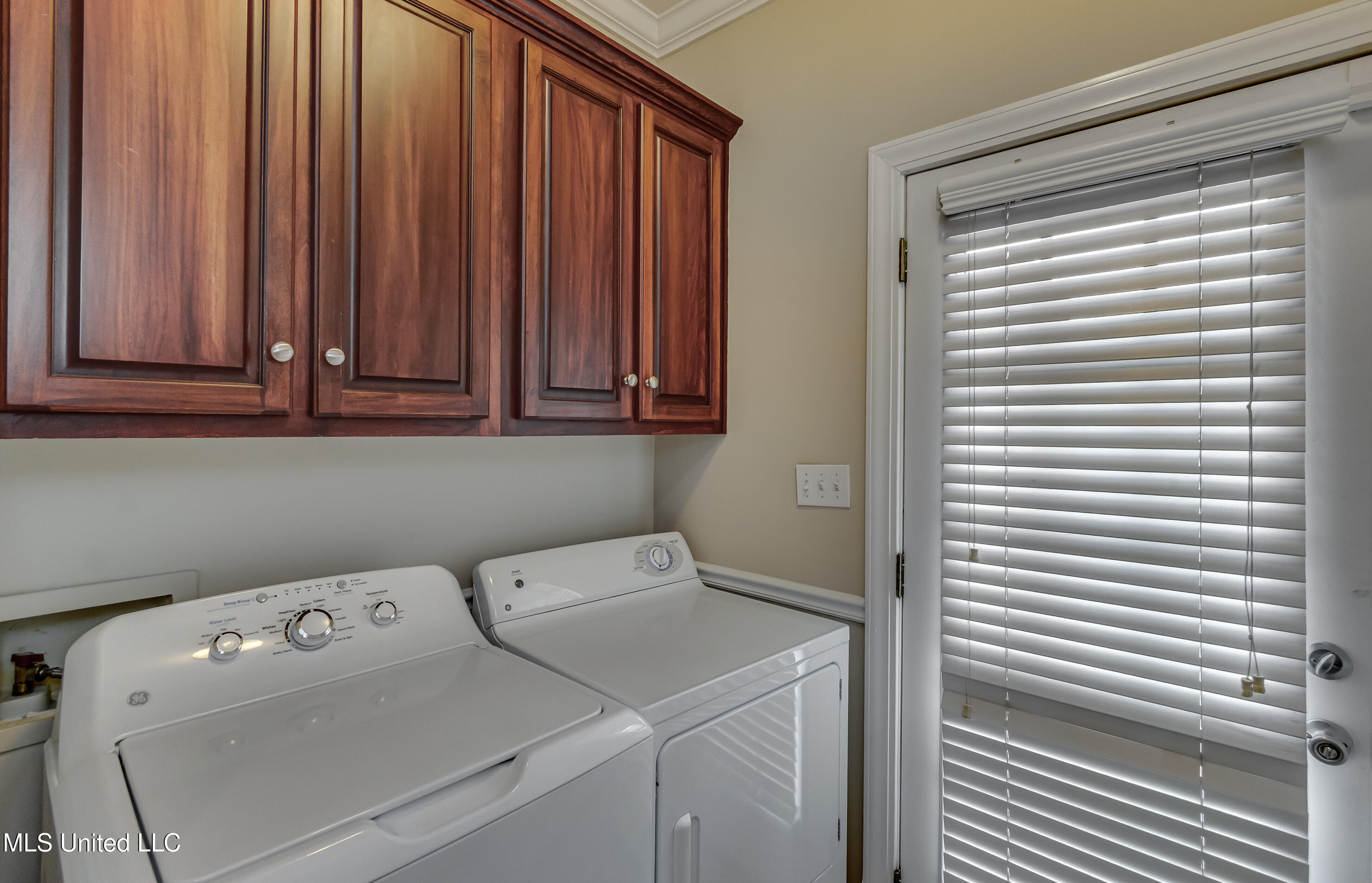 Oxford, Mississippi 38655, United States, 3 Bedrooms Bedrooms, ,4 BathroomsBathrooms,Residential,Active,175350