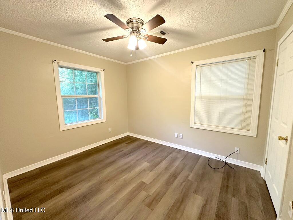 5448 Crepe Myrtle Drive, Jackson, Mississippi image 7