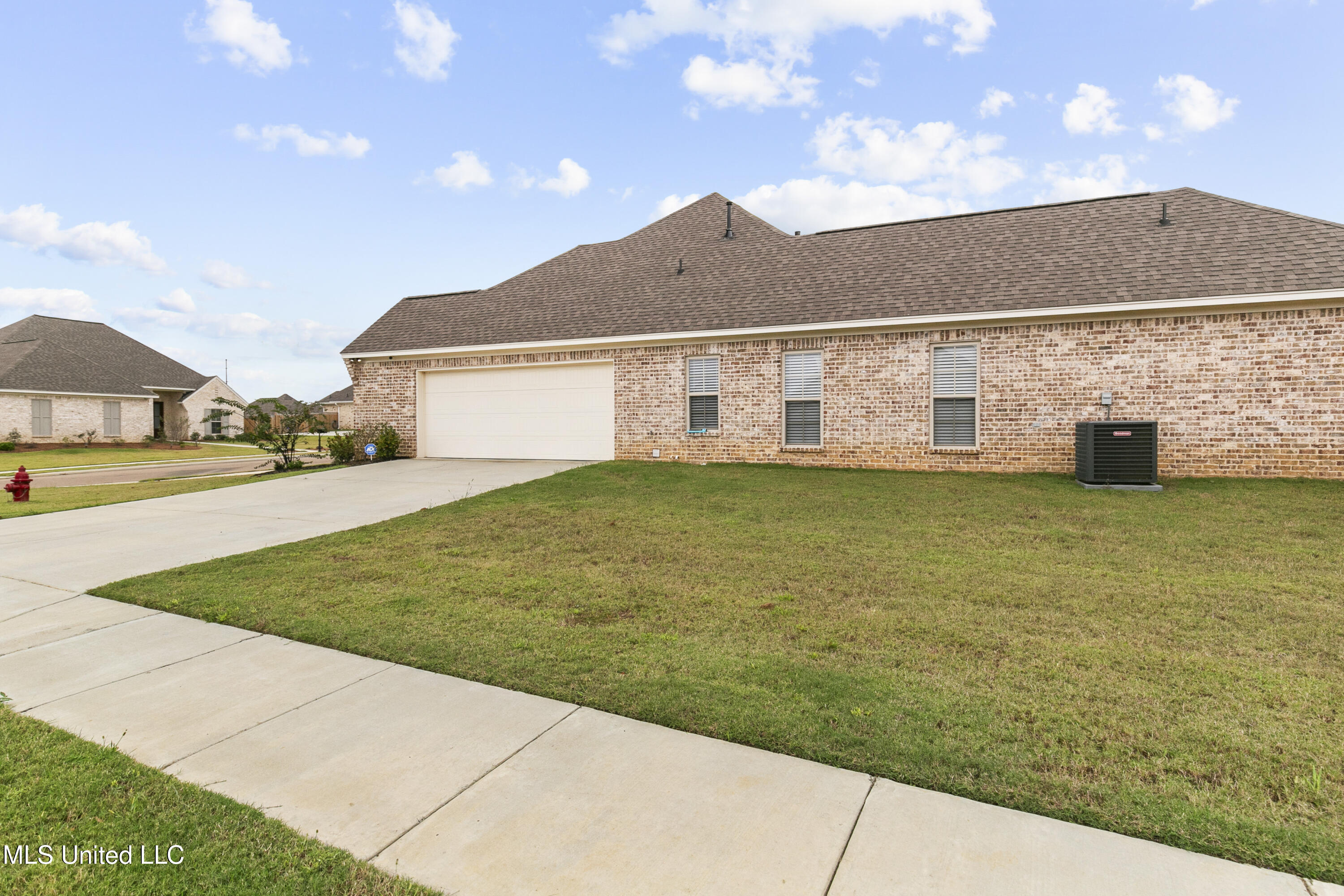 962 Glenwild Circle, Canton, Mississippi image 37