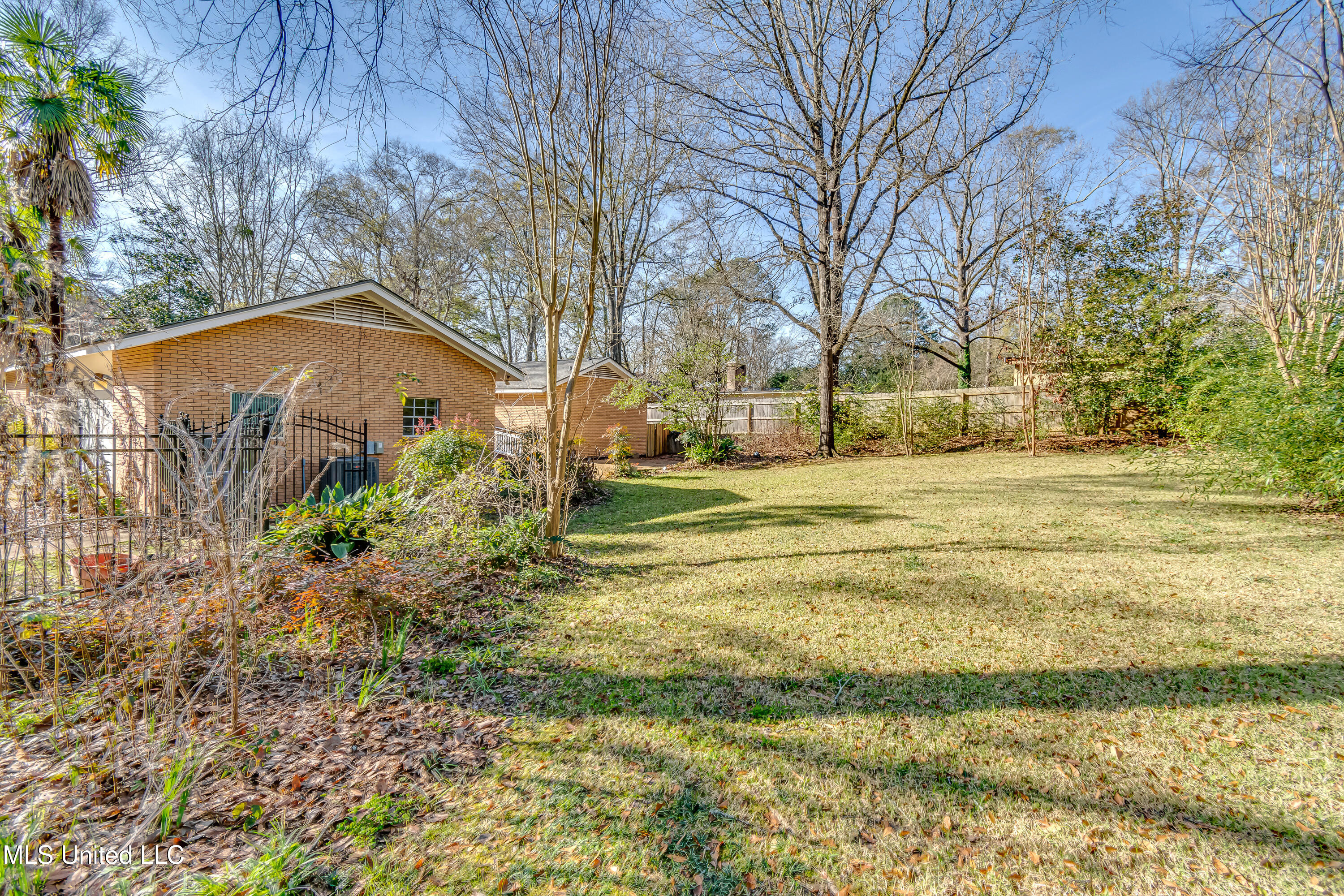 930 Buckley Drive, Jackson, Mississippi image 33