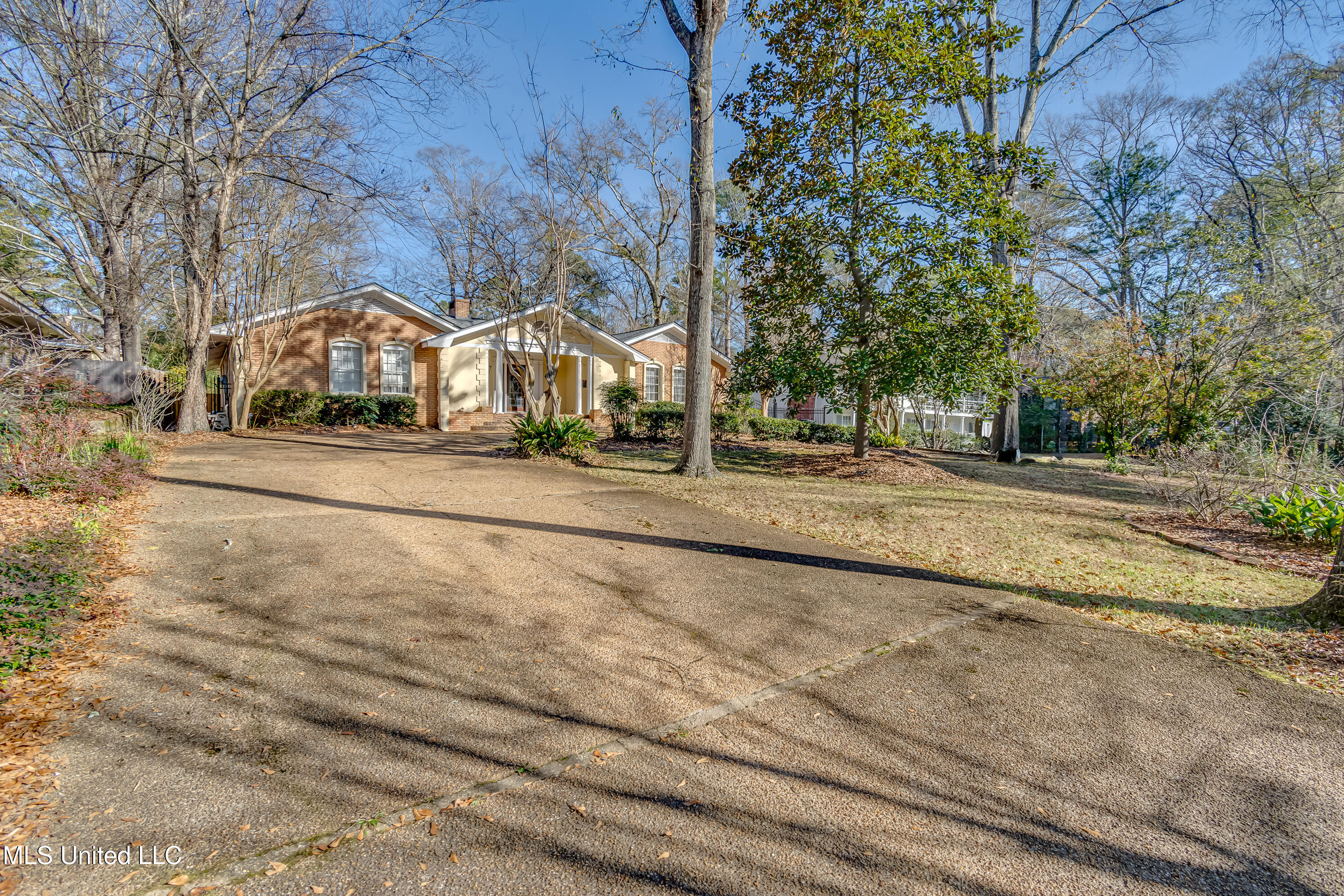 930 Buckley Drive, Jackson, Mississippi image 7