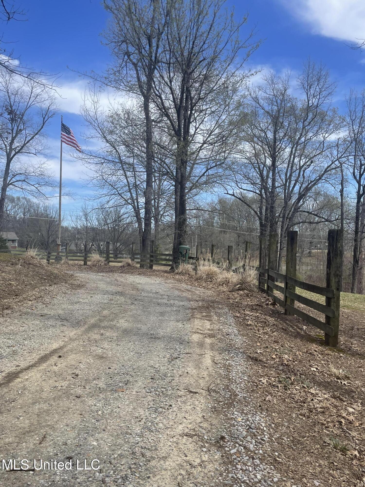4565 Desoto Road, Horn Lake, Mississippi image 10