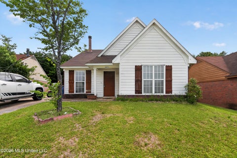 Homes For Sale - 6422 Oak Leaf Drive<br/> Olive Branch, MS 38654