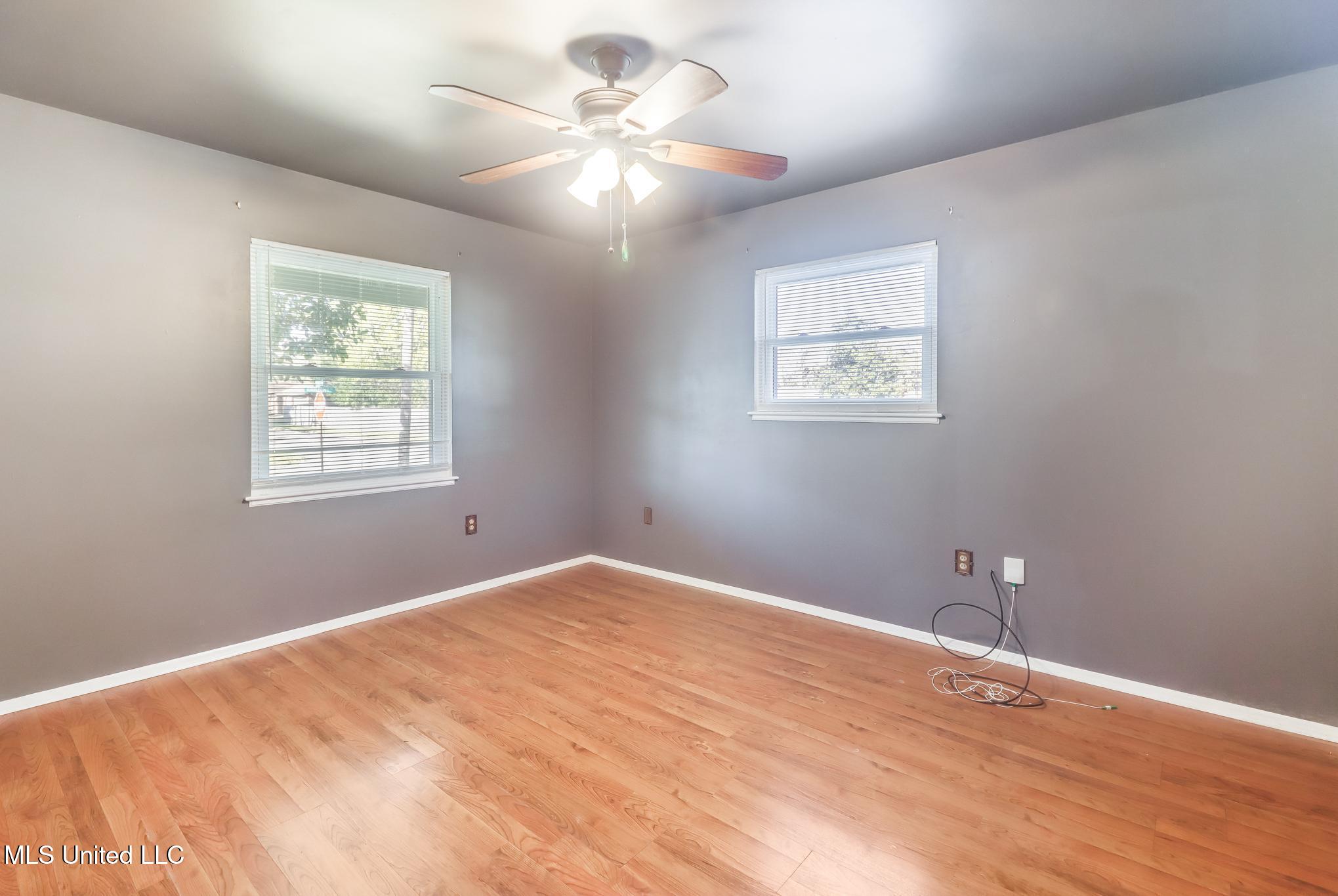 2330 Middlecoff Drive, Gulfport, Mississippi image 10