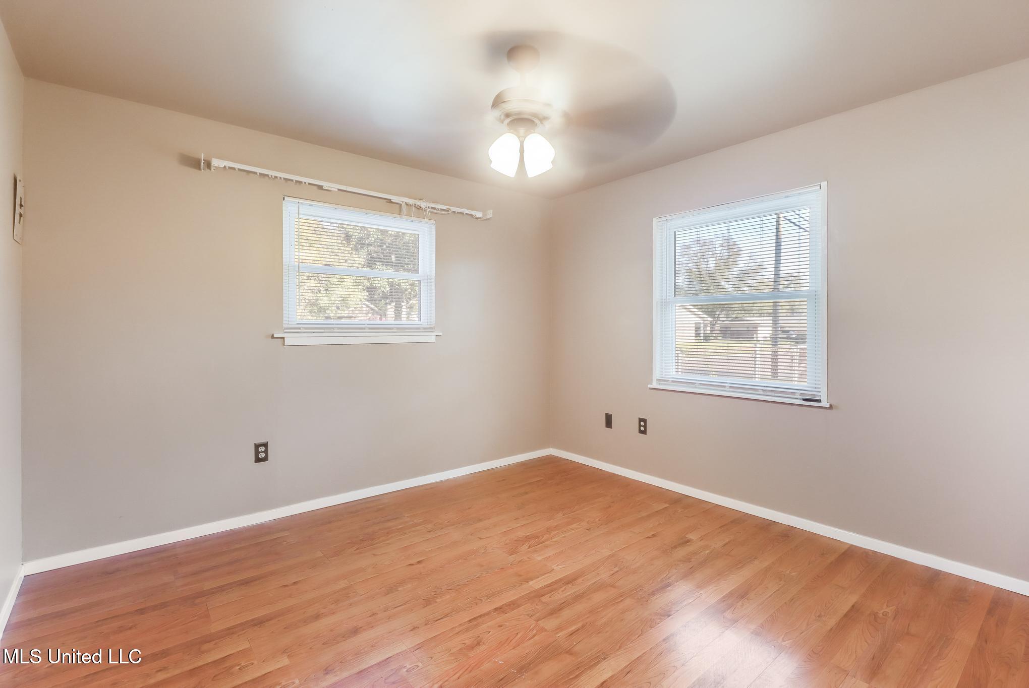 2330 Middlecoff Drive, Gulfport, Mississippi image 13