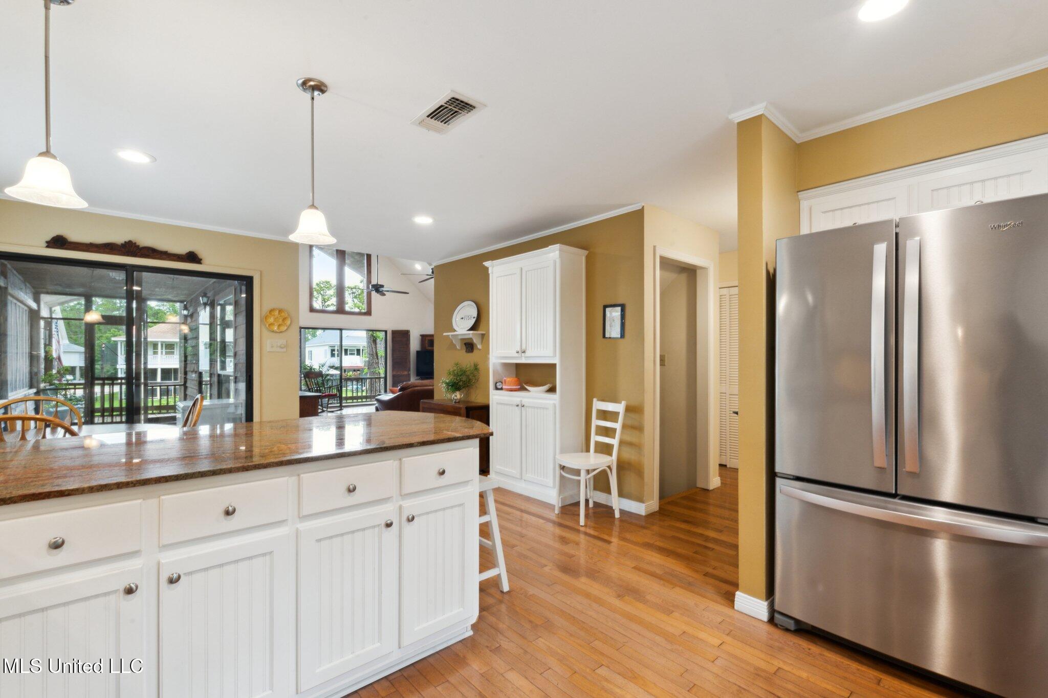 112 Dogwood Lane, Pass Christian, Mississippi image 22