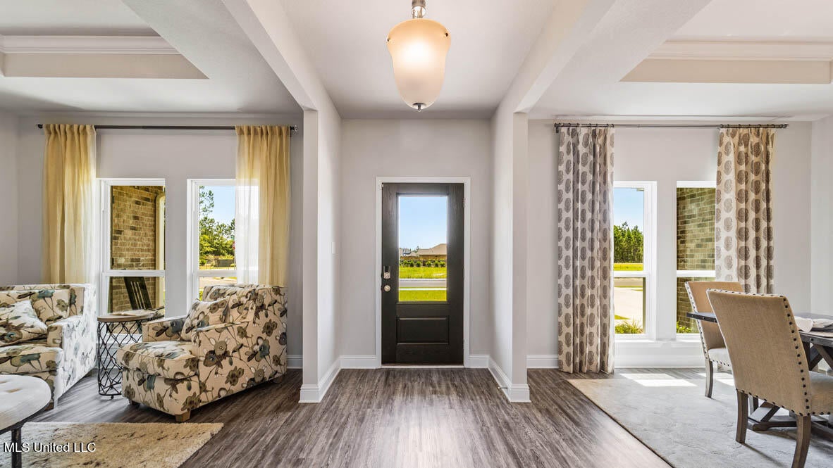 6637 Palm Pointe Drive