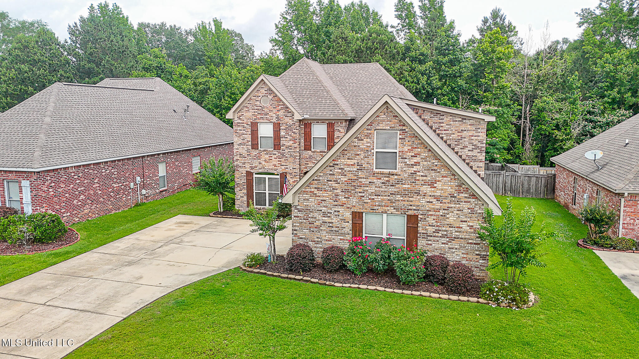 109 Elizabeth Drive, Brandon, Mississippi image 2