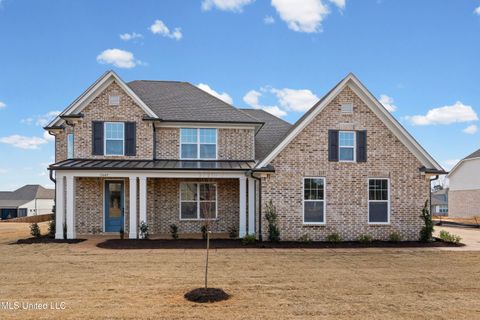 Apartment For Sale - 13649 River Grove Lane<br/> Olive Branch, MS 38654