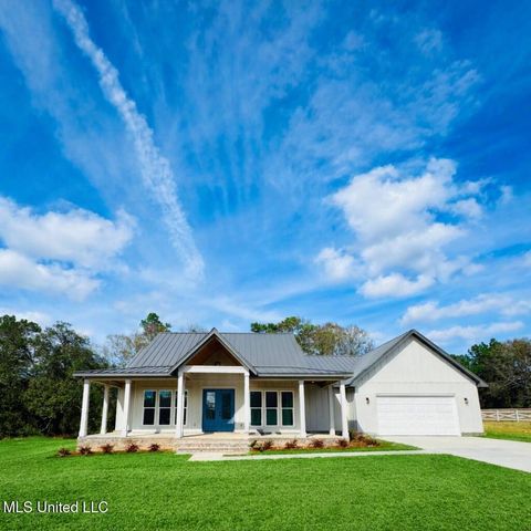 Homes For Sale - 4181 Longleaf Place<br/> Saucier, MS 39574